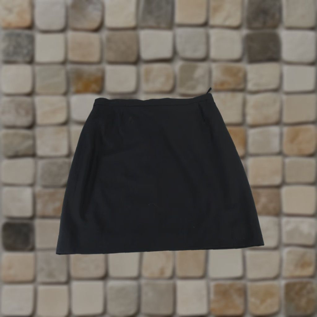 Escada VINTAGE Escada Skirt Womens 42 US 12 Black Wool Pencil Above Knee Ladies Pencil Skirt, Black, Wool, Zipper, Knee Length, 12, Regular, EW, 1990s Size 34" / US 12 / IT 48 - 1 Thumbnail