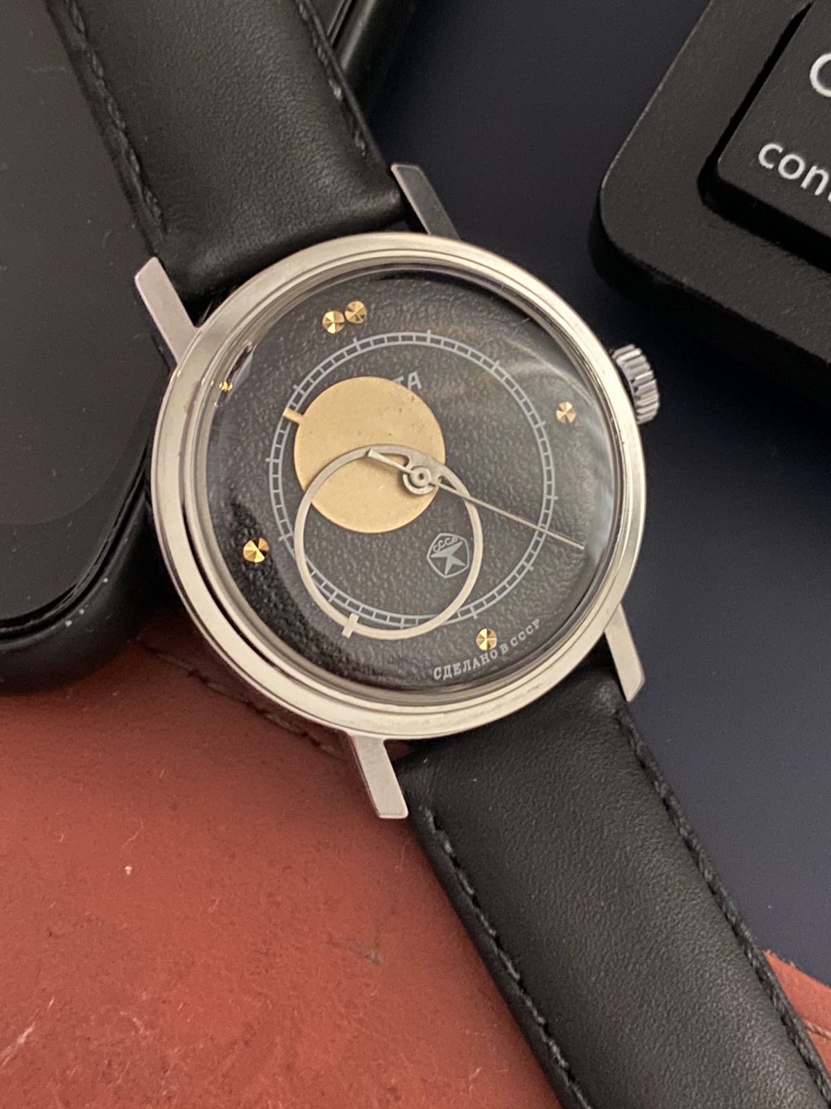 Vintage Watch RaketaSputnik Kirova Soviet Mechanical Vintage Size ONE SIZE - 1 Thumbnail