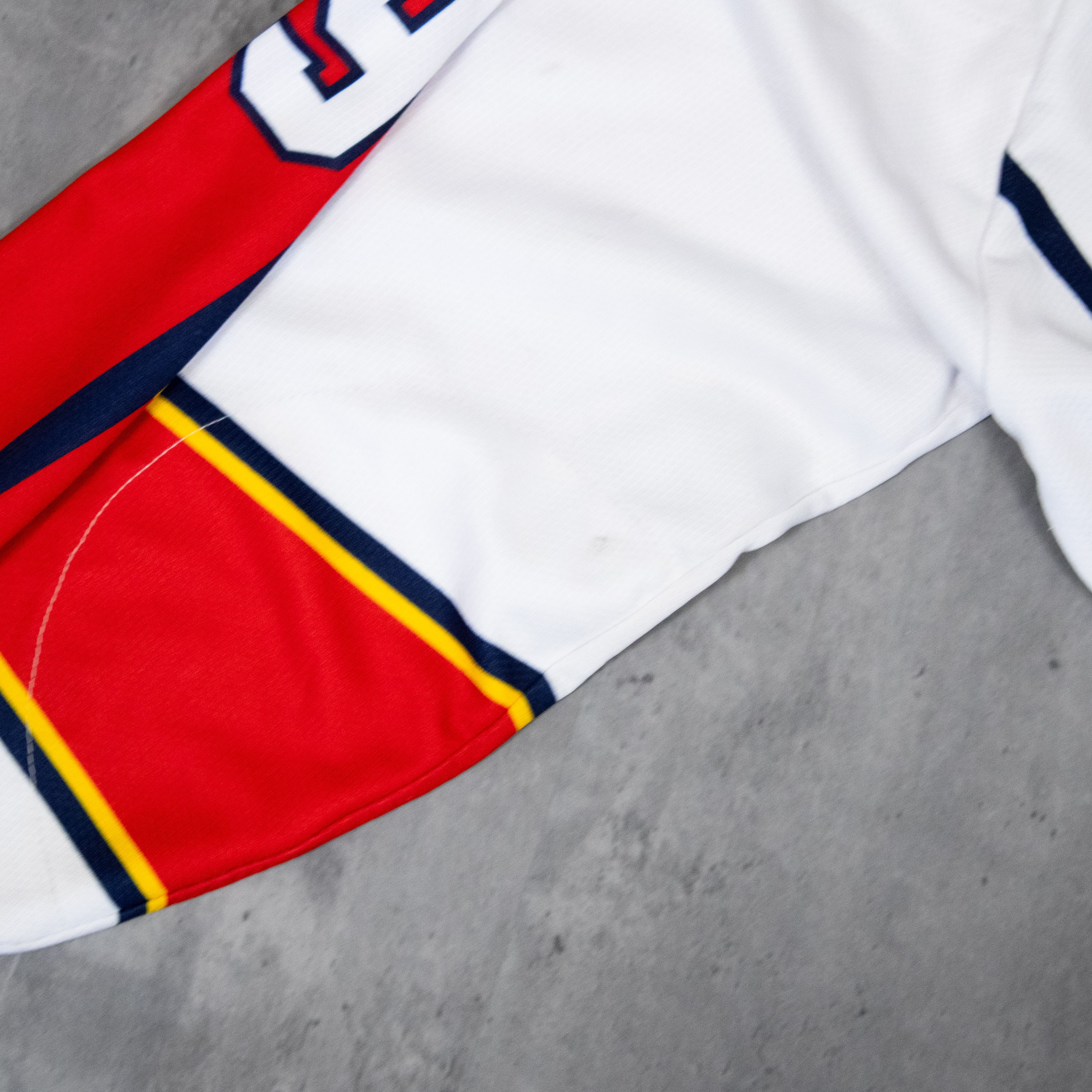 Japanese Brand Vintage 1990's South Panthers Supreme Style Hockey Jersey Size US L / EU 52-54 / 3 - 9 Thumbnail