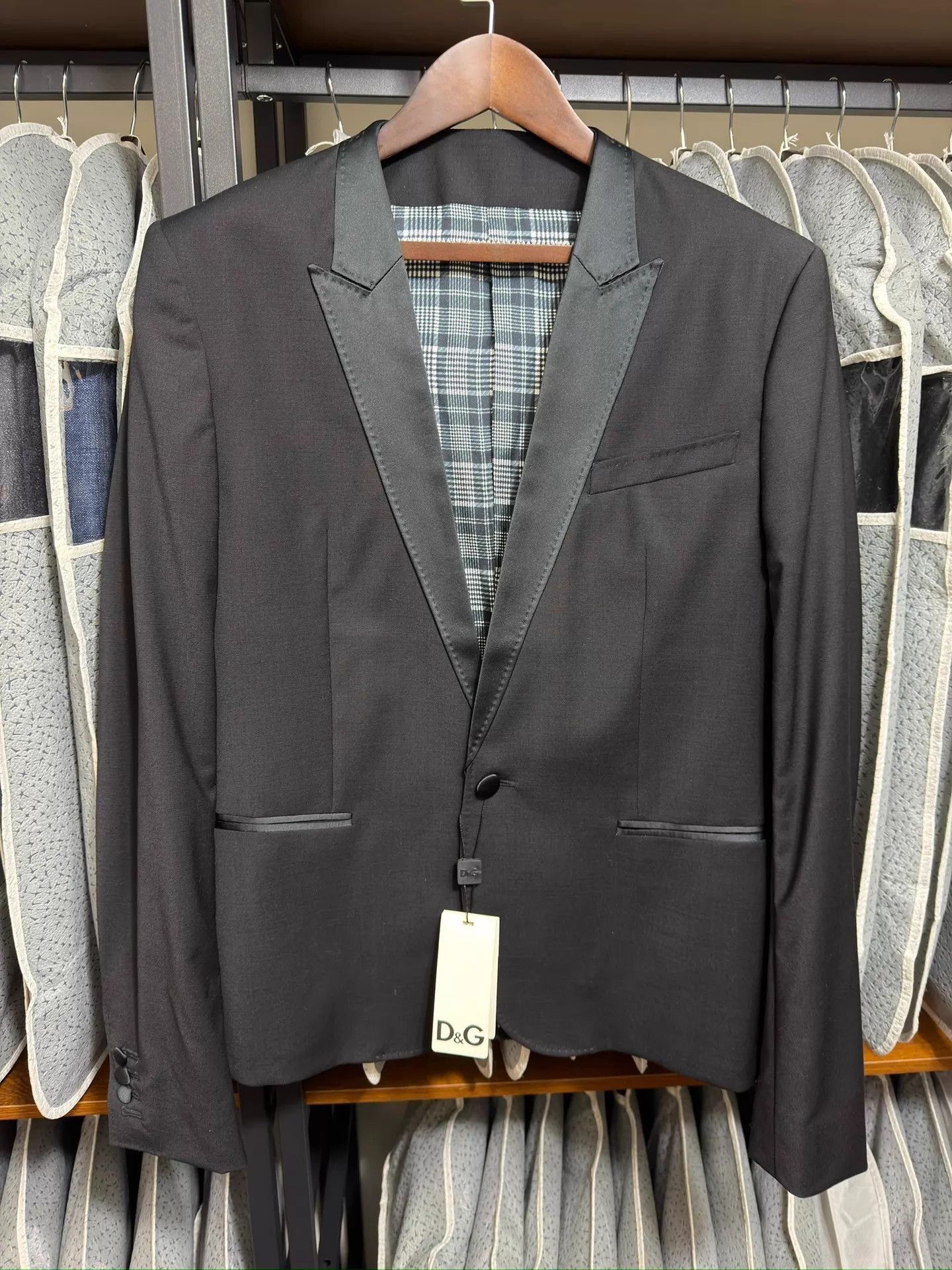 Dolce & Gabbana Black Formal Blazer with Satin Lapel Size L Size US XXS / EU 40 - 1 Thumbnail