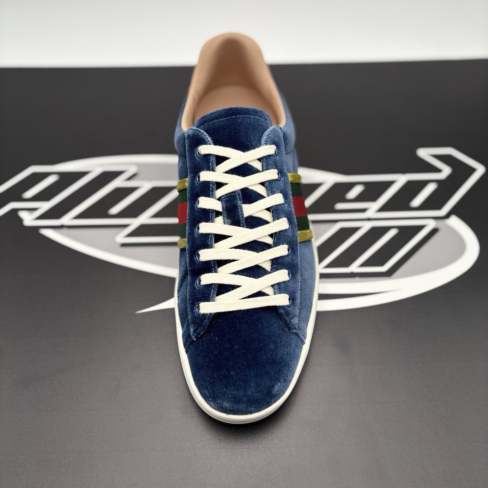 Gucci Gucci Ace ‘ Velvet Blue ‘ | GOOD CONDITION! Size US 9.5 / EU 42-43 - 14 Thumbnail
