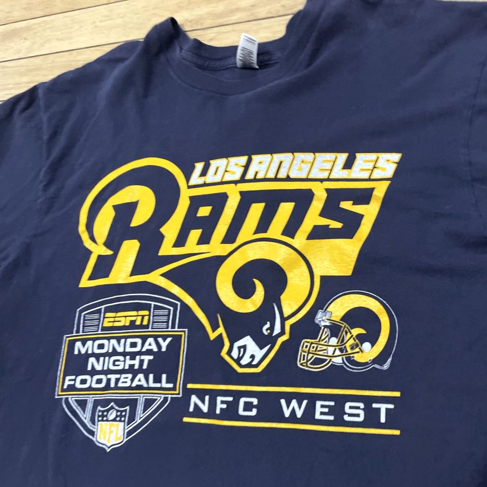 American Apparel American Apparel NFL Los Angeles Rams 2018 Monday Night Football Shirt Blue Tee XL Men Crew Neck Short Sleeve Cotton Logo Graphic"} Size US XL / EU 56 / 4 - 4 Thumbnail
