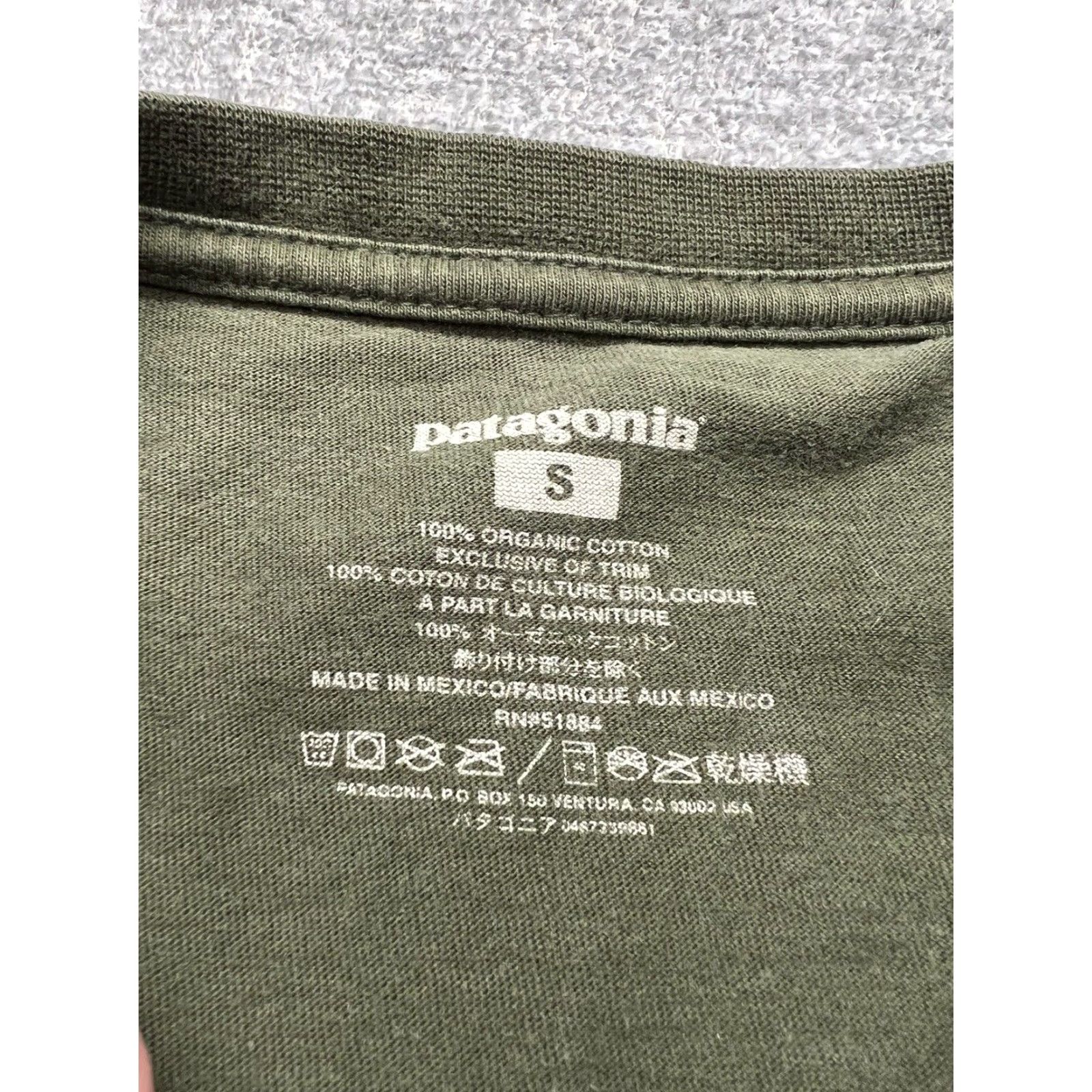 Patagonia Patagonia Shirt Long Sleeve Men S Green Logo Pullover Tee Size US S / EU 44-46 / 1 - 6 Thumbnail