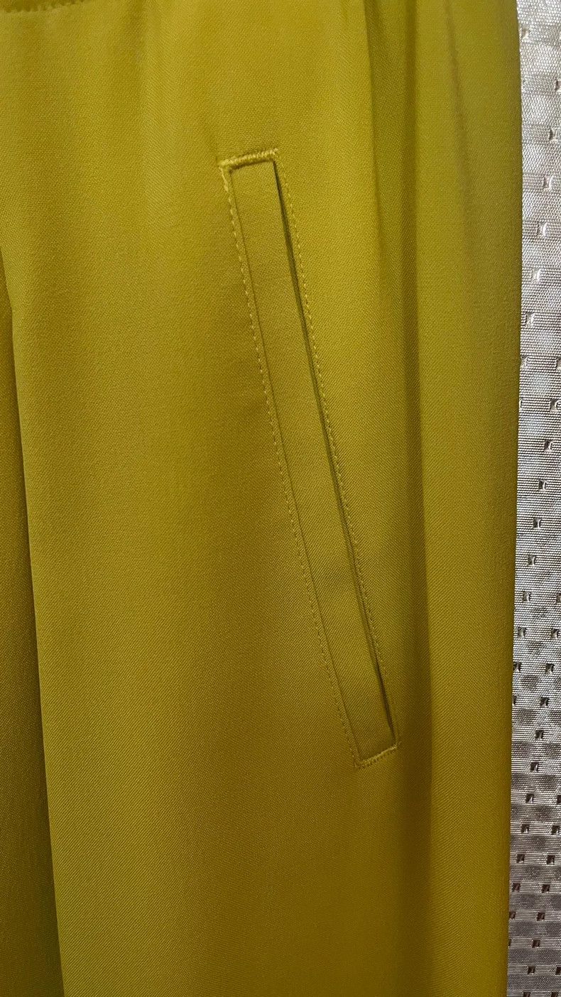 Issey Miyake Issey Miyake size:3 Yellow pleated wide-leg pants Size 28" / US 6 / IT 42 - 4 Thumbnail