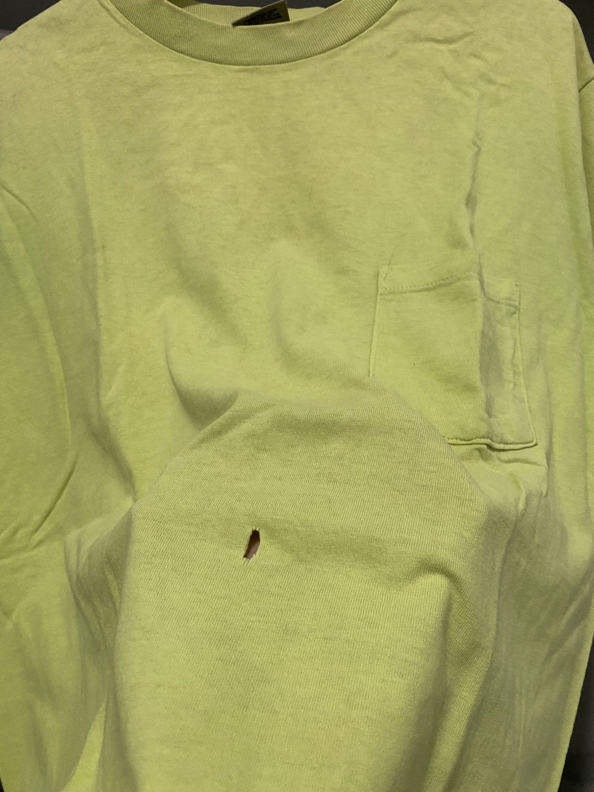 Vintage Vintage 80s Pocket Blank Tee Olive Green Tshirt Size US L / EU 52-54 / 3 - 5 Thumbnail