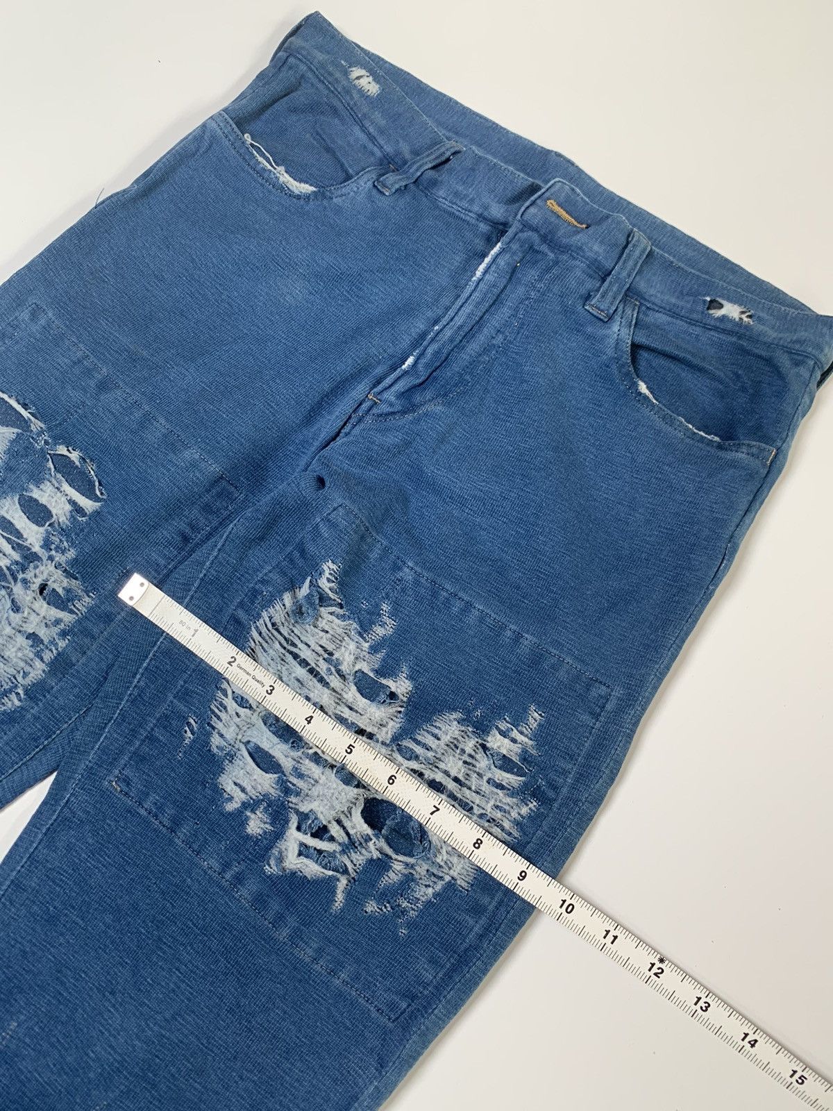 TALKING ABOUT THE ABSTRACTION Talking about the Abstracion buckle back ripped panst Size US 31 - 12 Thumbnail