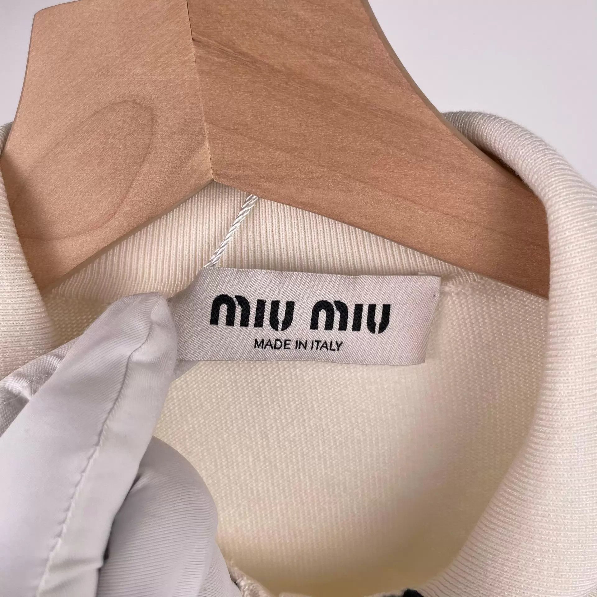 Miu Miu MIU MIU White Short Sleeve Polo Knit Shirt 36 Size XS / US 0-2 / IT 36-38 - 4 Thumbnail