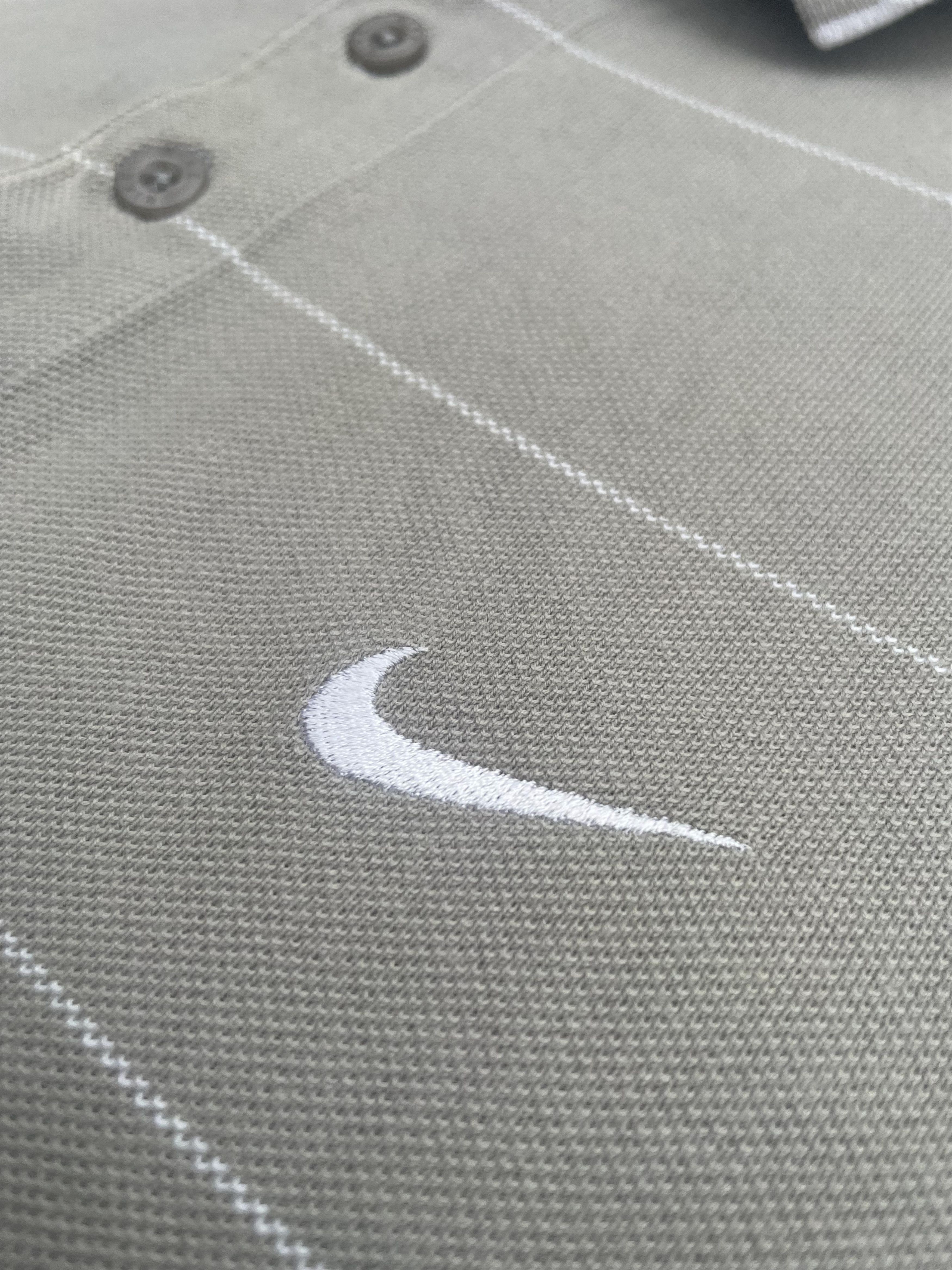 Nike Nike Stipes Polo Tshirt Size US M / EU 48-50 / 2 - 6 Thumbnail