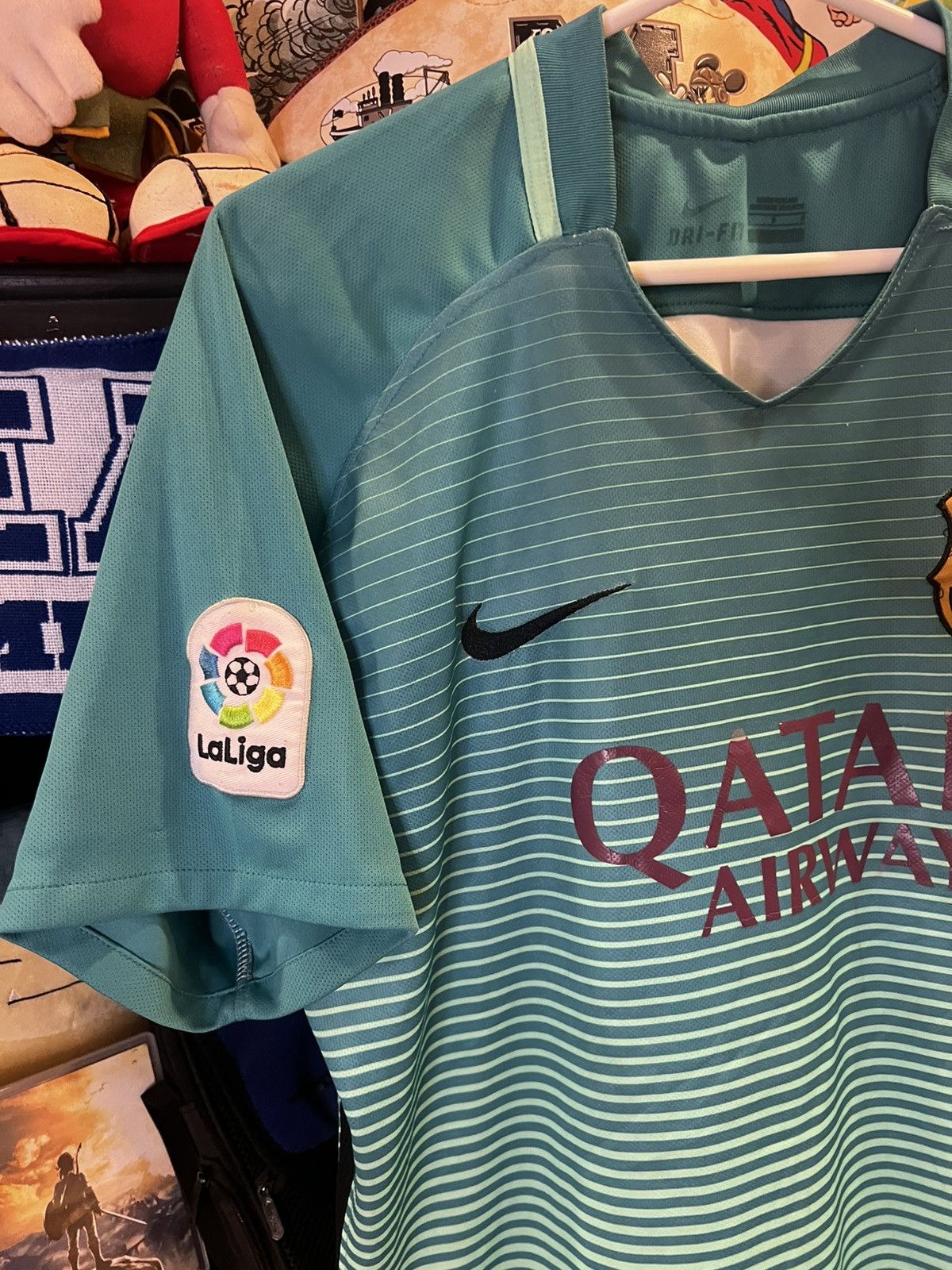 Nike Nike FC Barcelona 2016-2017 3rd Soccer Jersey Size US L / EU 52-54 / 3 - 3 Thumbnail