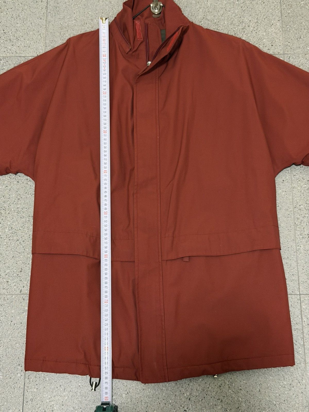 Prada Prada red tab Gore-Tex jacket SGV7A Size US L / EU 52-54 / 3 - 17 Thumbnail