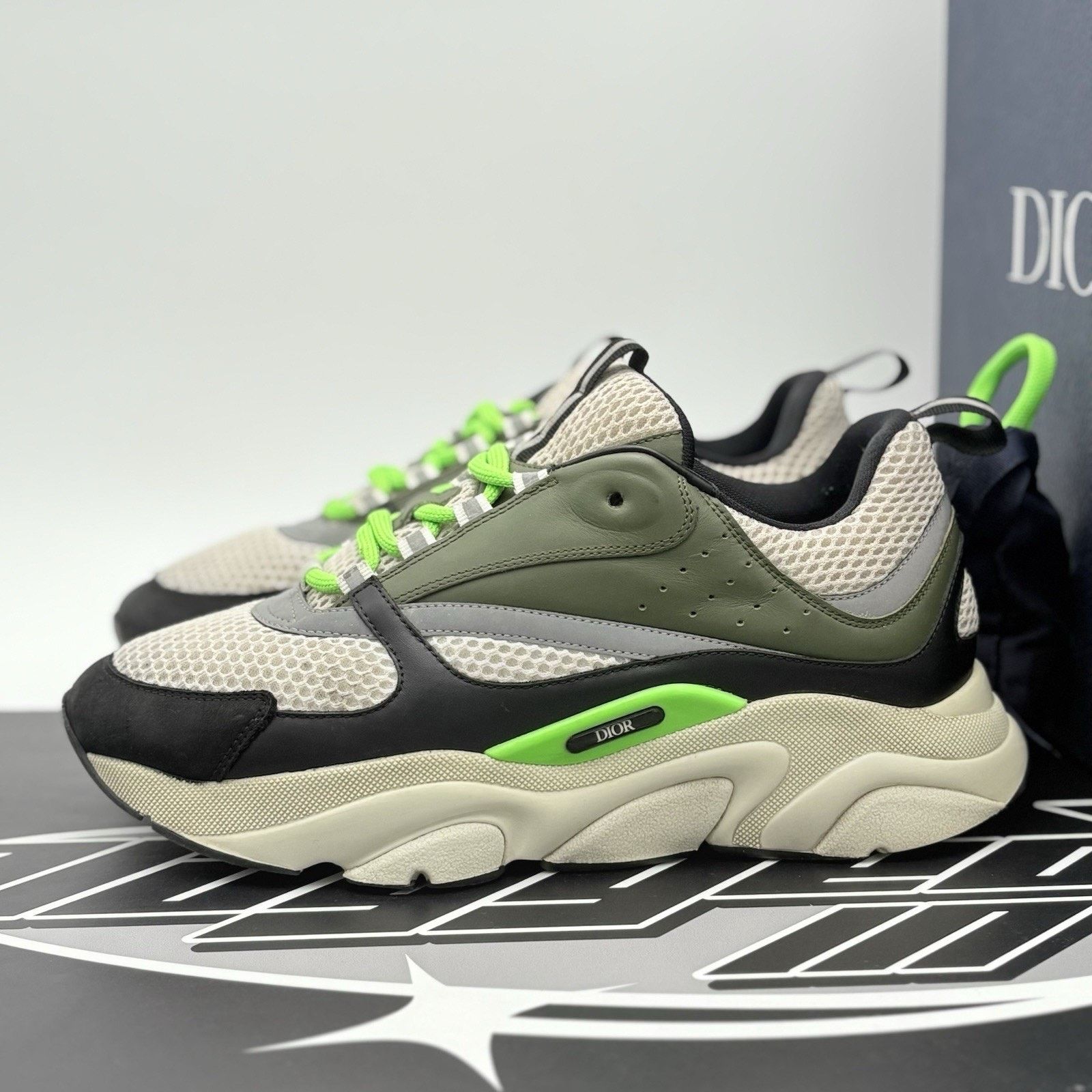 Dior Size 42 (9 US) - Dior B22 Sneaker ' Khaki Pistachio ' Size US 9 / EU 42 - 1 Thumbnail