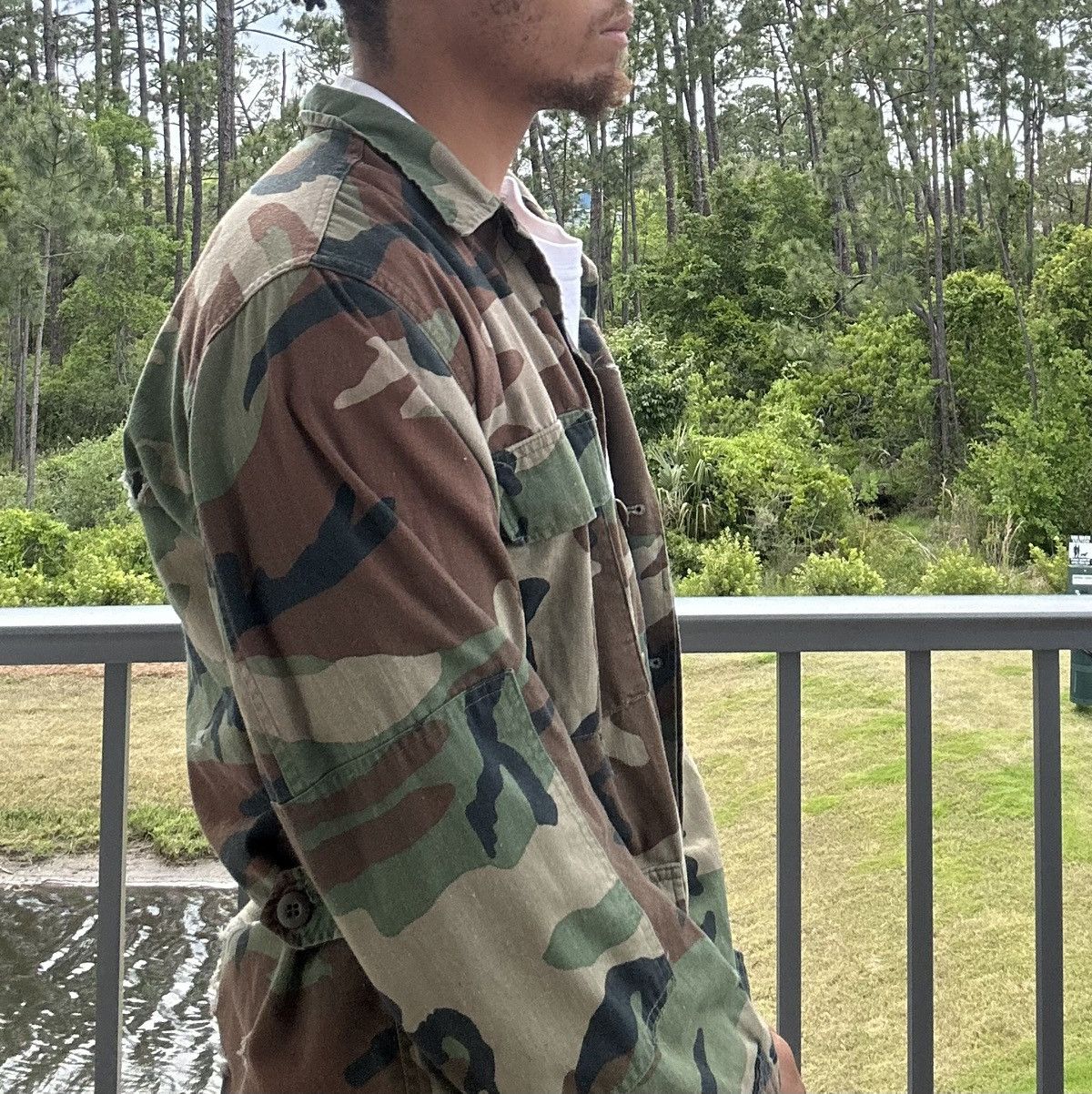 Vintage Woodland Camo Military Jacket – Size Large Size US L / EU 52-54 / 3 - 2 Thumbnail