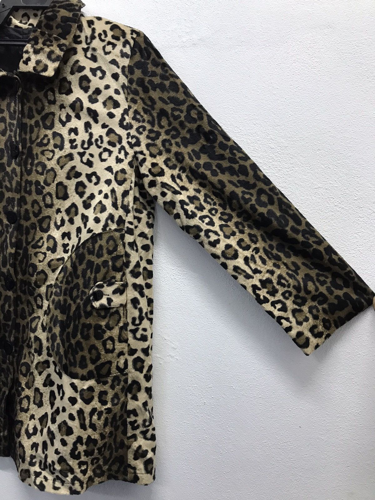 Japanese Brand × Vintage Vintage Across Leorpard Pattern Jacket Size US M / EU 48-50 / 2 - 4 Thumbnail