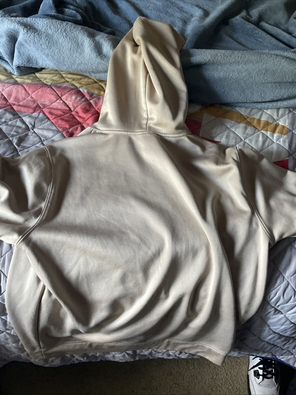 Reebok Reebok Men’s Medium Hoodie Beige Pullover Sweatshirt Size US M / EU 48-50 / 2 - 3 Thumbnail