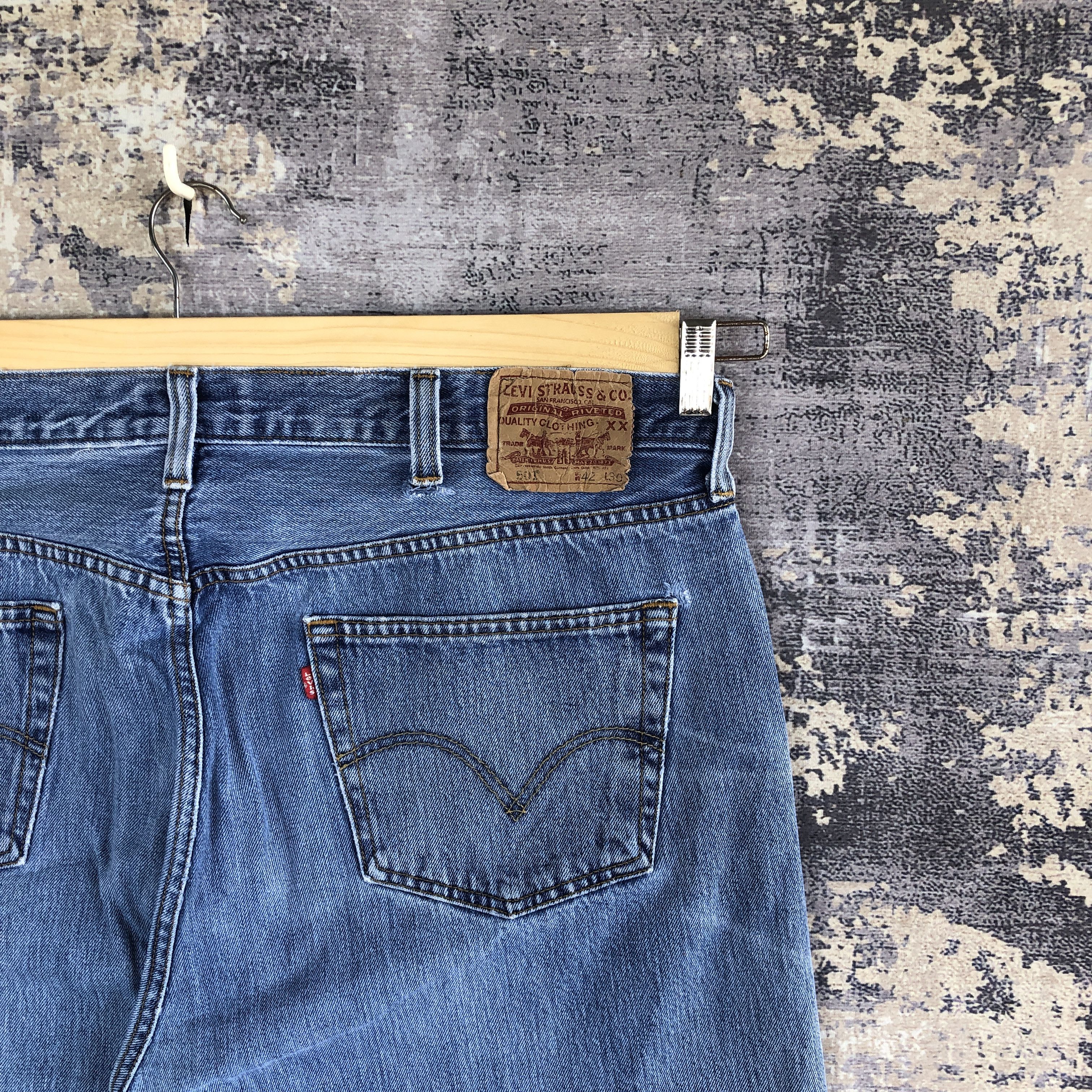 Levi's Vintage Levis 501 Ripped Jeans Levi's Faded Stonewash Denim Size US 40 / EU 56 - 5 Thumbnail