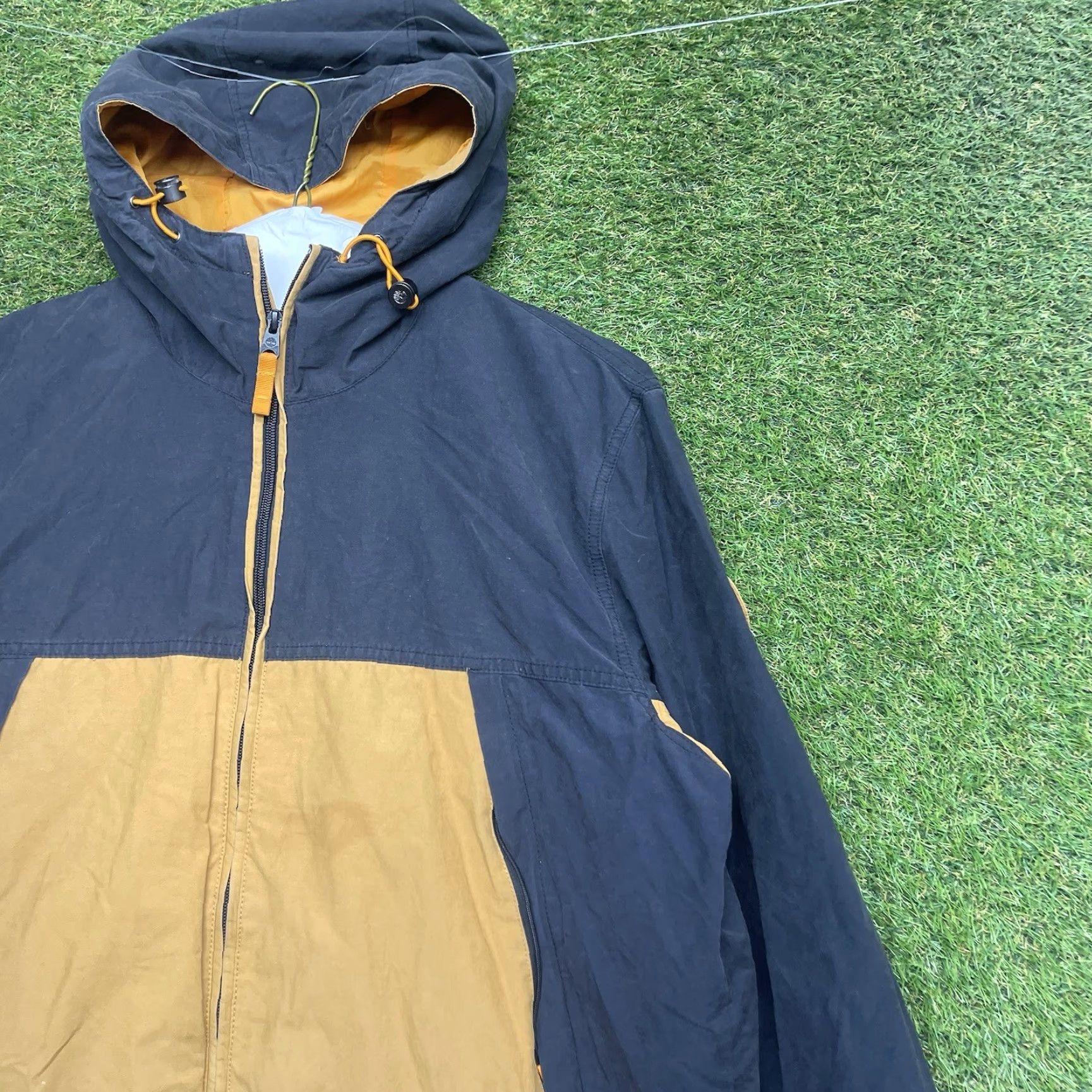 Timberland Timberland Windbreaker Jacket Mens Large Full Zip Up Rain Outdoor Hike Work Size US L / EU 52-54 / 3 - 3 Thumbnail