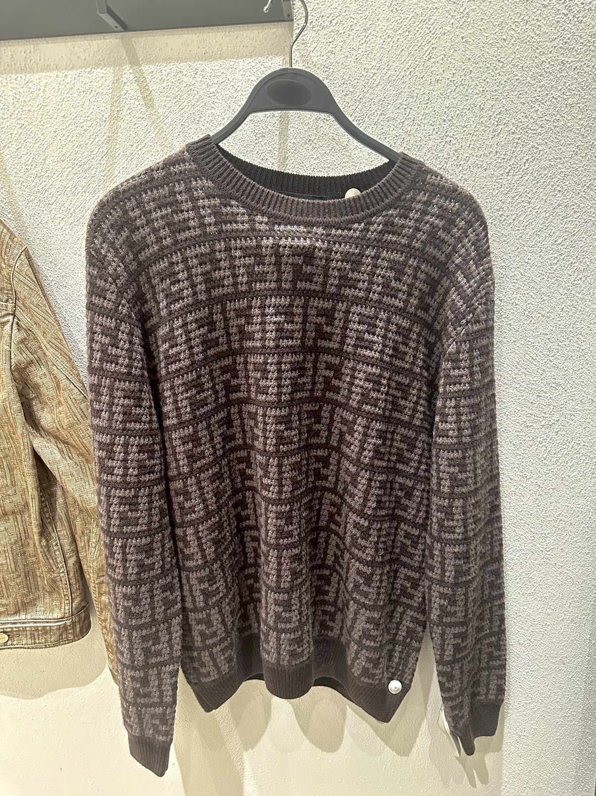 Fendi Fendi knitted sweater Size US L / EU 52-54 / 3 - 1 Thumbnail