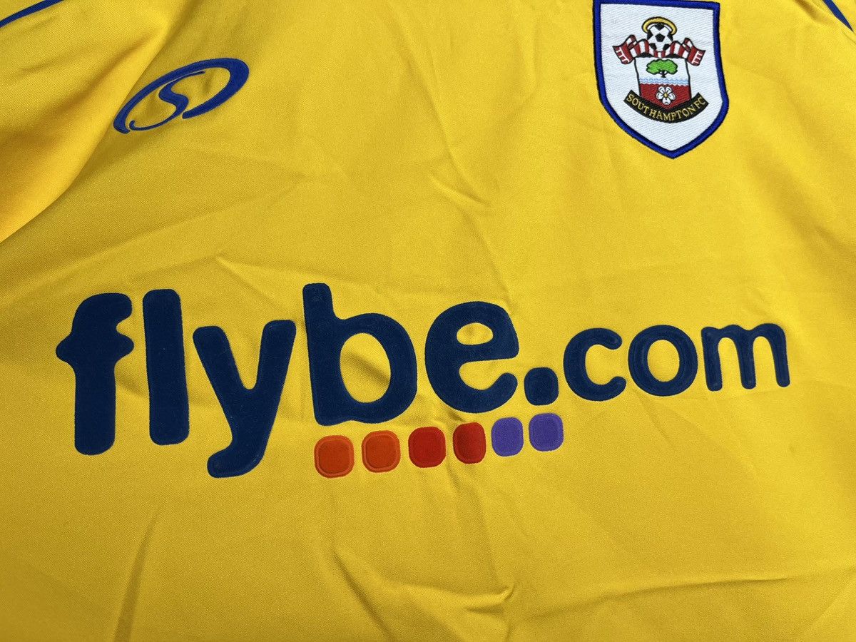 Vintage 2007 - 2008 Southampton away long sleeve mens shirt yellow Size US L / EU 52-54 / 3 - 5 Thumbnail