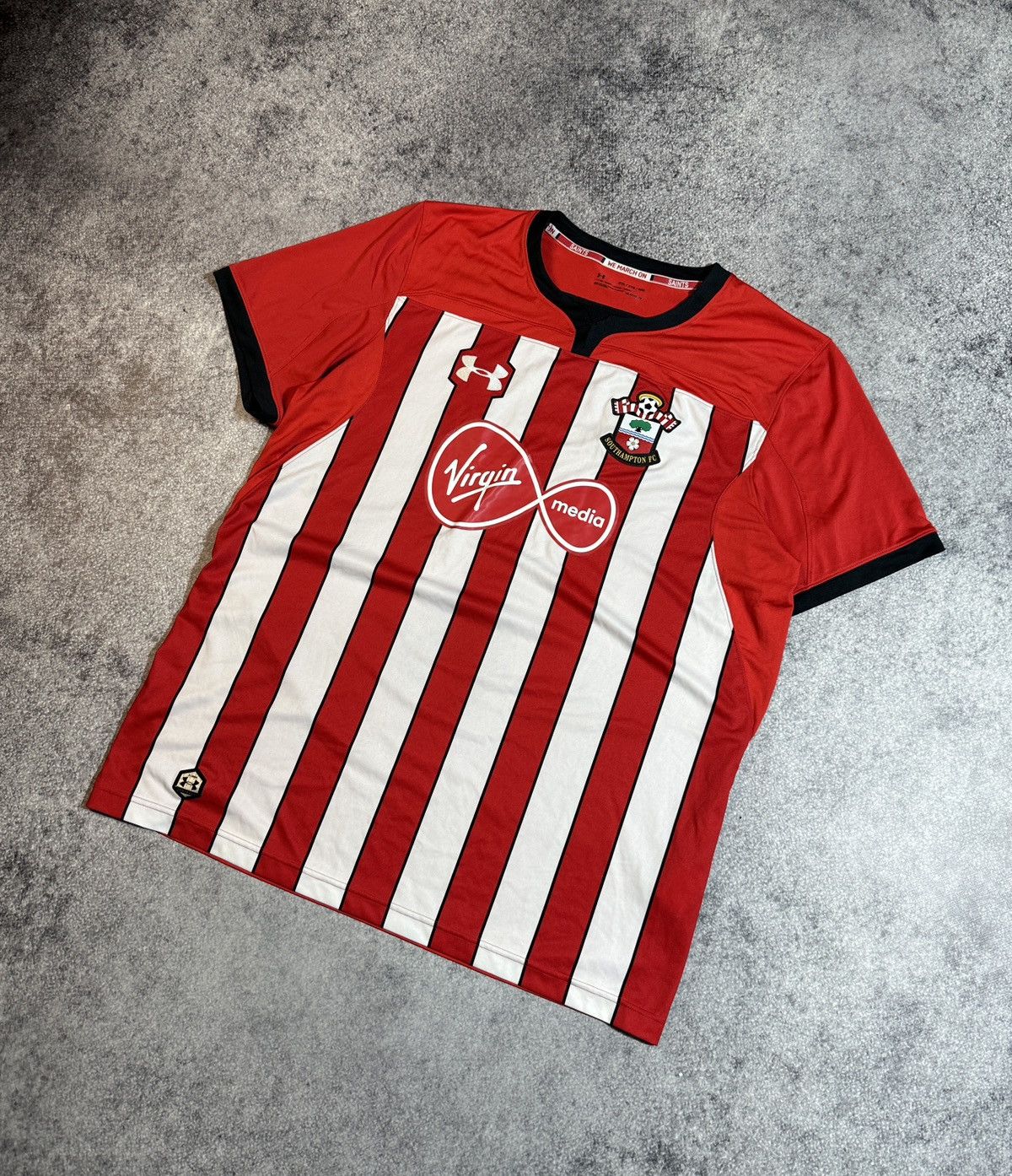 Under Armour Under Armour Southampton Soccer Jersey Streetwear Rare XXL Size US XXL / EU 58 / 5 - 1 Thumbnail