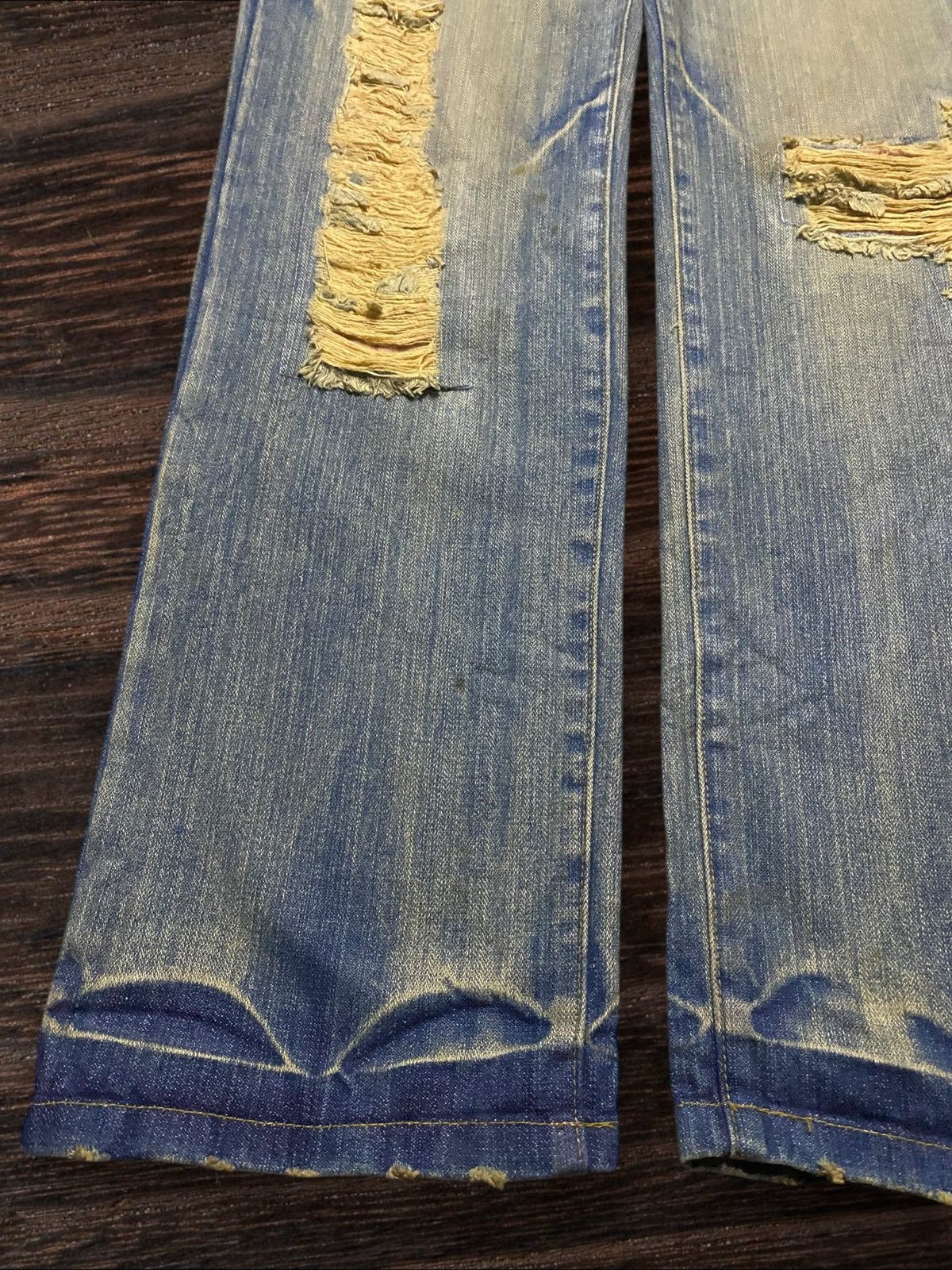 Japanese Brand Vintage Japanese Brand Mud Wash Distressed Loose Jeans Size US 32 / EU 48 - 9 Thumbnail
