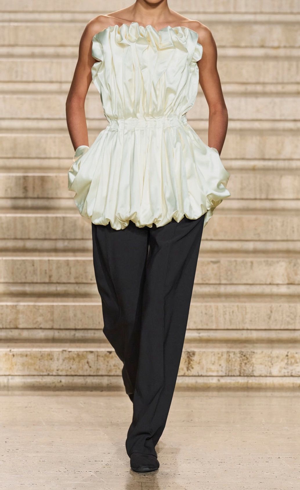 Other TOVE Raynara strapless gathered satin top size 36/us size 4 Size S / US 4 / IT 40 - 3 Thumbnail