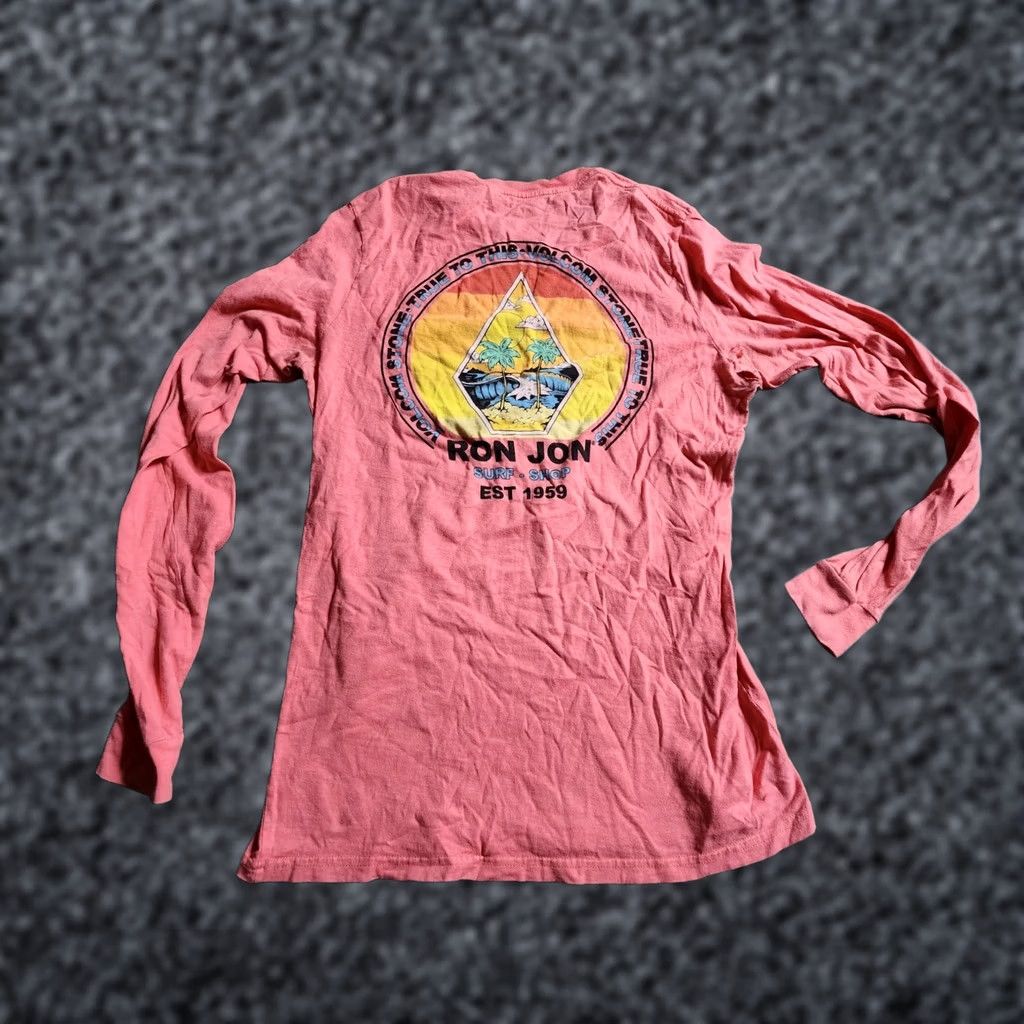 Volcom Volcom Ron Jon Surf Men Long Sleeve Tee T Shirt Thrashed Double Sided Pink S Volcom Ron Jon Beach 90s Mens Womens? Size US S / EU 44-46 / 1 - 1 Thumbnail