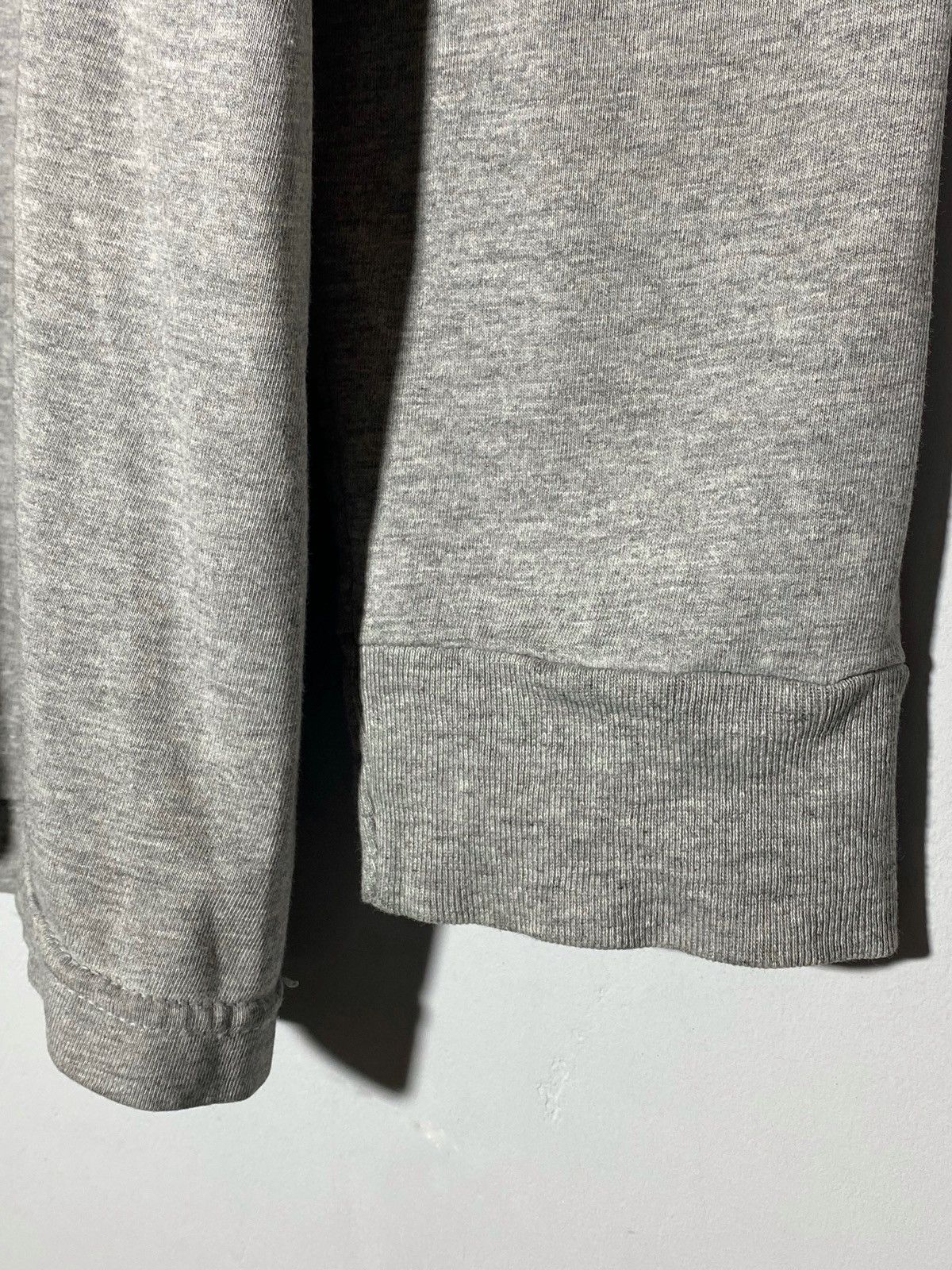 Stussy Vintage Stussy Distressed Logo Long Sleeve Shirt Grey Size US L / EU 52-54 / 3 - 8 Thumbnail