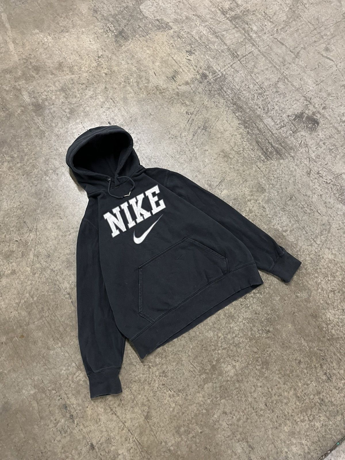 Nike × Vintage Nike center swoosh spell out hoodie skater boxy streetwear Size US L / EU 52-54 / 3 - 2 Thumbnail