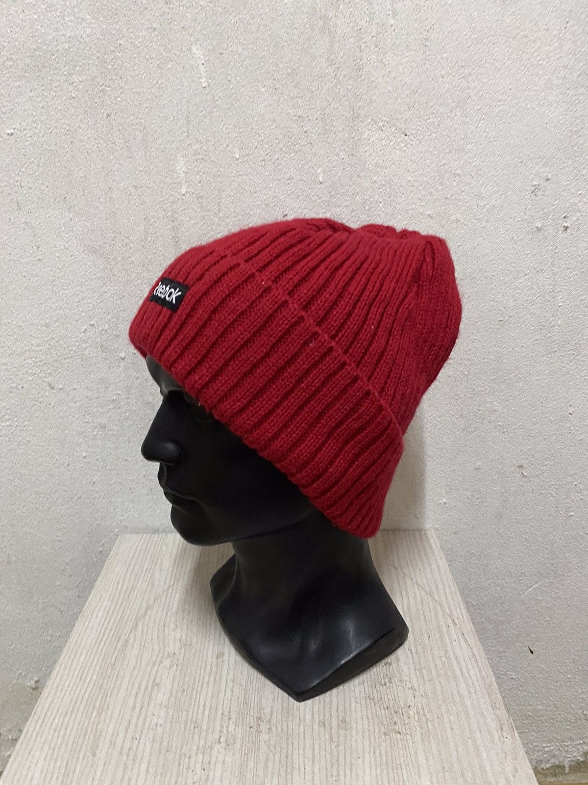 Reebok × Vintage Vintage Reebok Spellout Beanie Hat Size ONE SIZE - 3 Thumbnail