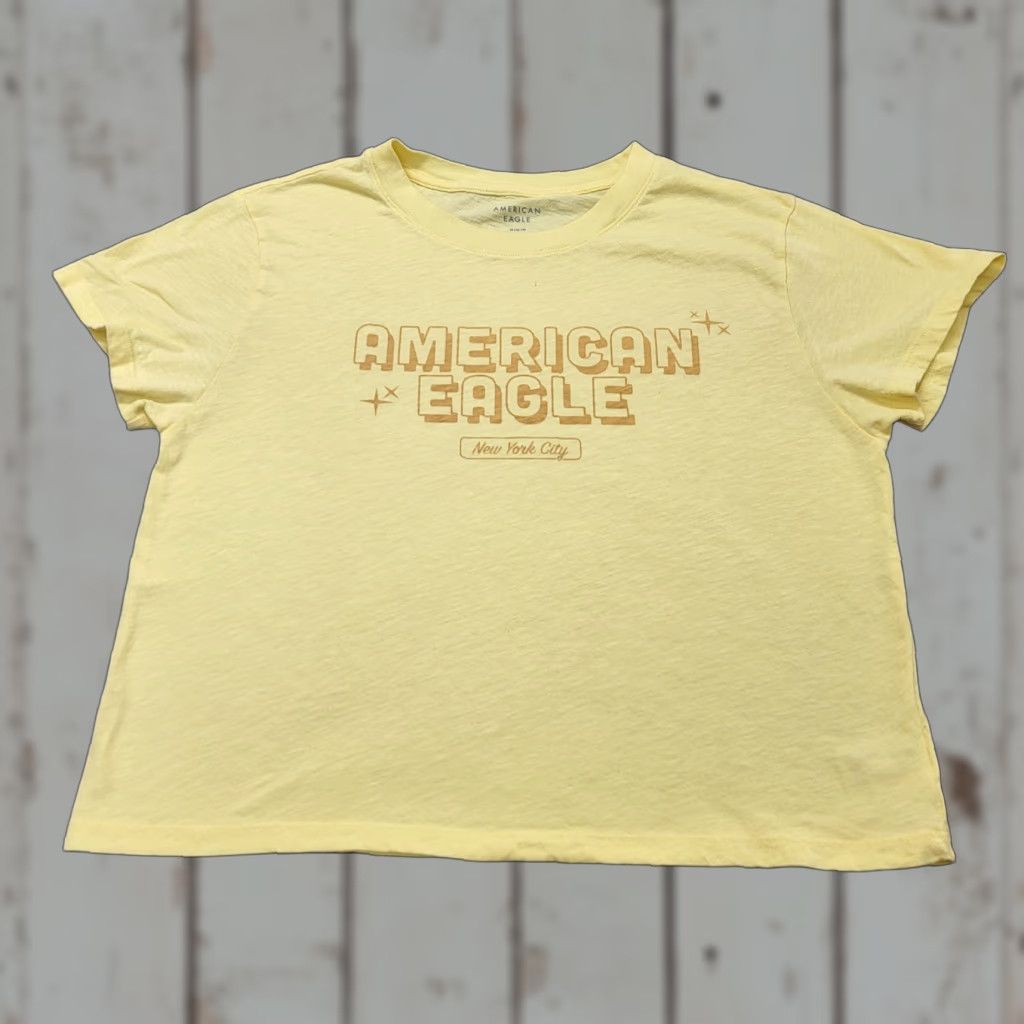 American Eagle Outfitters American Eagle T-Shirt Women's Size Medium Buttery Yellow New York City Cropped Size M / US 6-8 / IT 42-44 - 1 Thumbnail