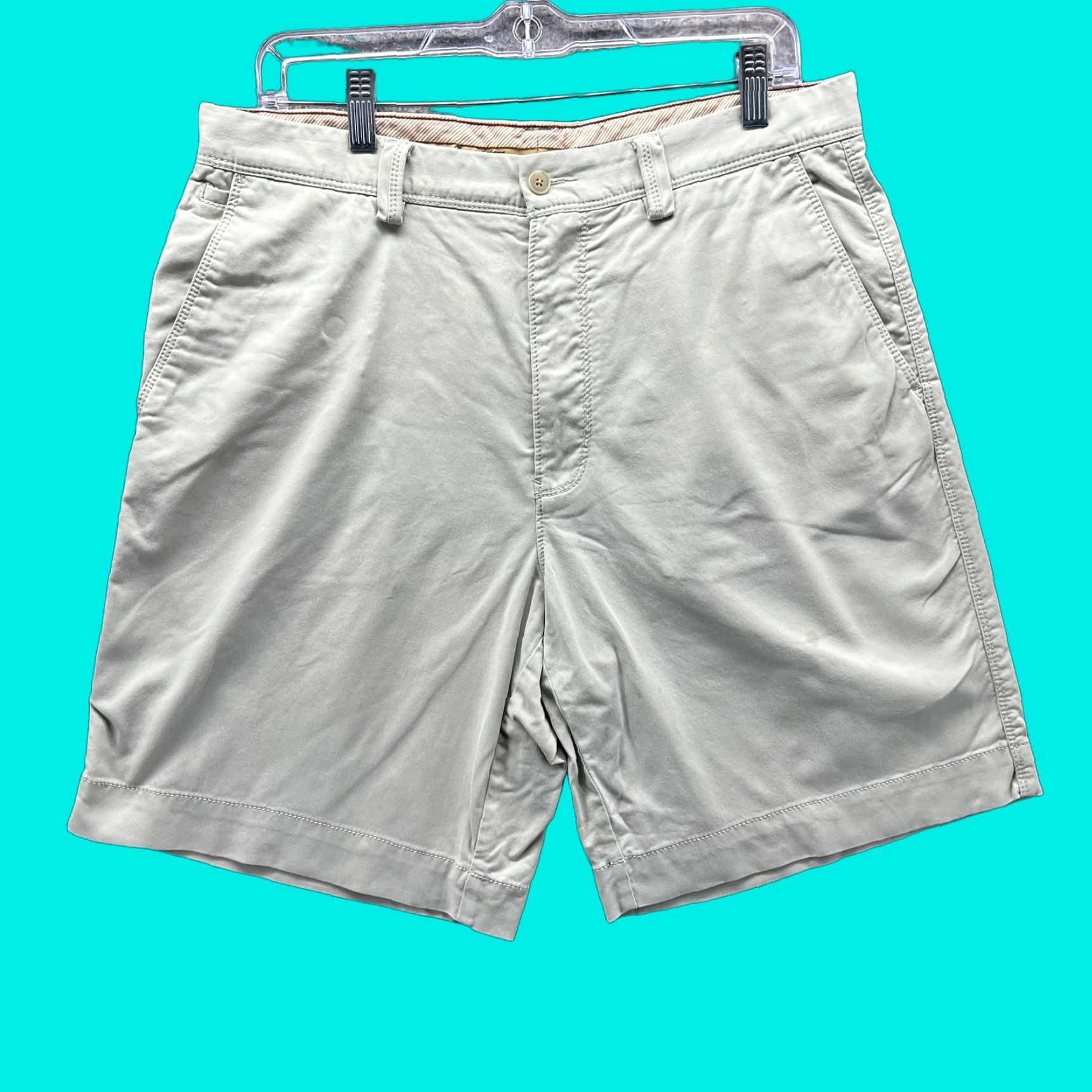 Tommy Bahama Tommy Bahama Shorts Mens 33 Beige Stretch Chino Flat Front Casual 10 Inseam Mens 33 Beige Chino Shorts Stretch Flat Front Casual Beige Size US 33 - 1 Thumbnail