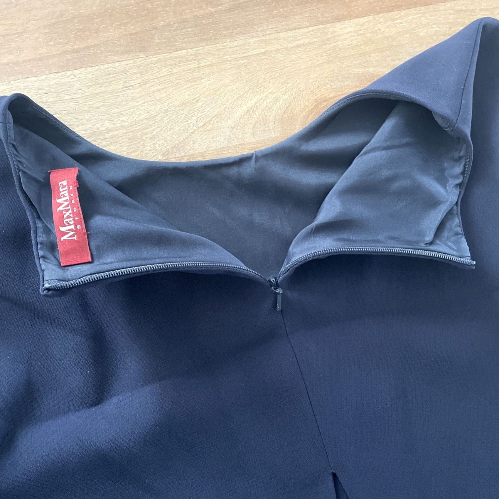 Max Mara Max Mara Studio Navy Blue Round Neck Midi Shift Dress Womens L Size L / US 10 / IT 46 - 5 Thumbnail
