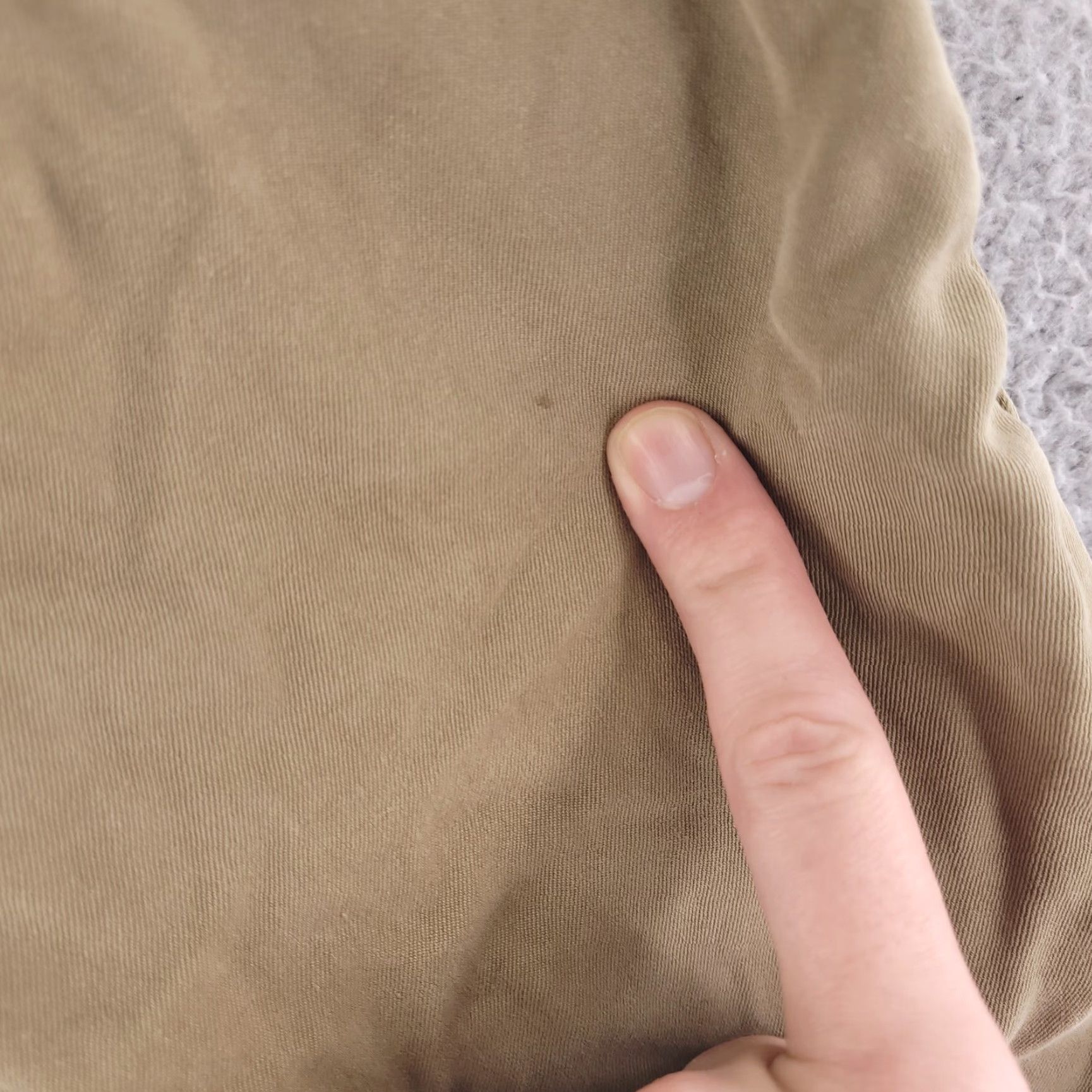 Tommy Bahama Tommy Bahama Shorts Mens 35 Brown Silk Chino 100% Silk Brown Mens 35 Wool? Wait. No. Size US 35 - 6 Thumbnail