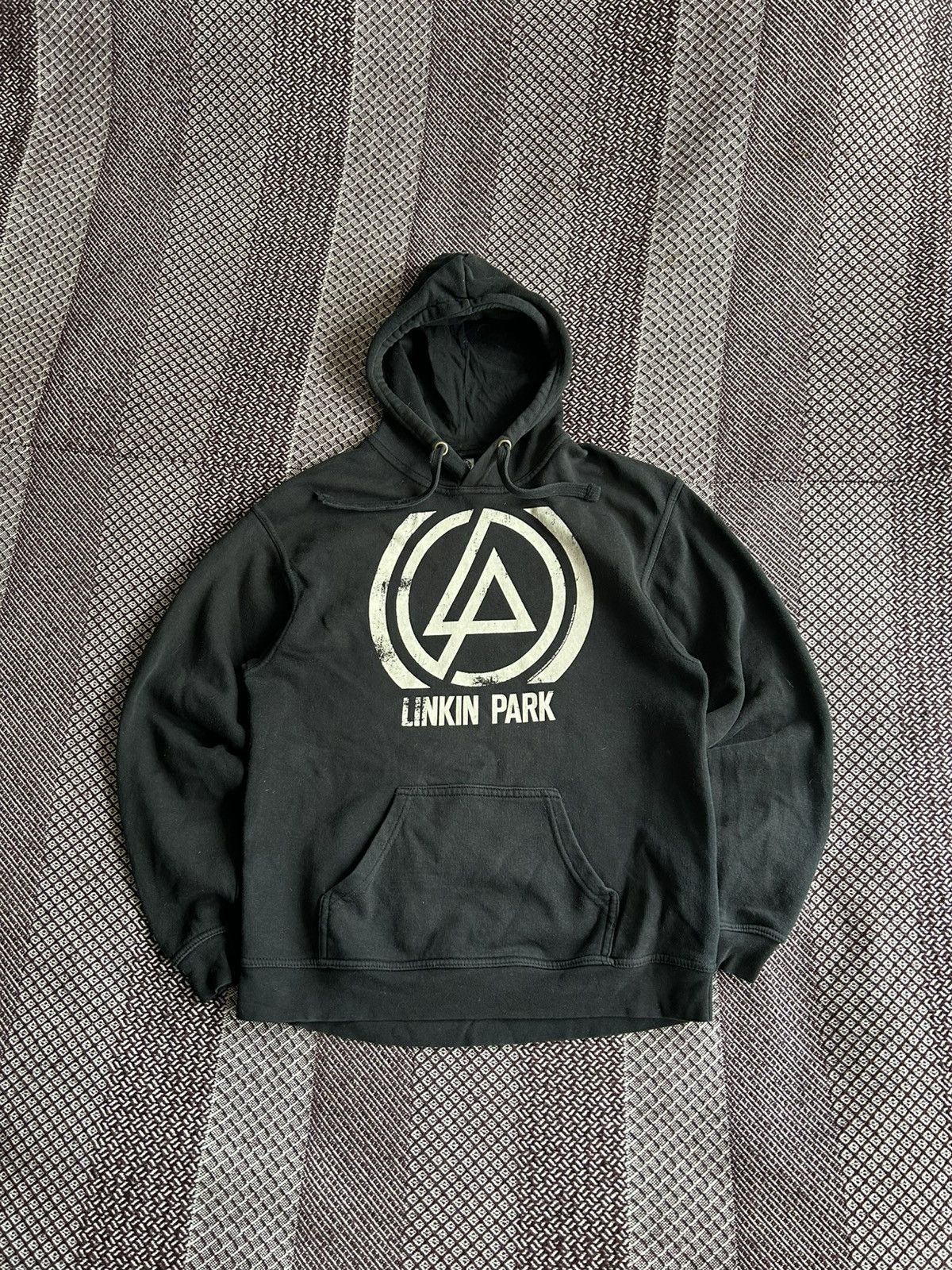 Band Tees × Vintage Linkin Park Vintage Hoodie 2012 Copyright Rock Streetwear M Size US M / EU 48-50 / 2 - 1 Thumbnail