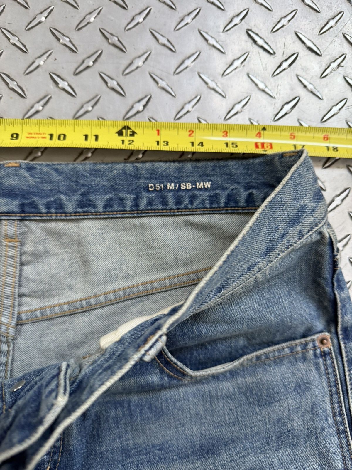 Saint Laurent Paris Saint Laurent Blue Loose Jeans Made in Japan Size US 32 / EU 48 - 3 Thumbnail