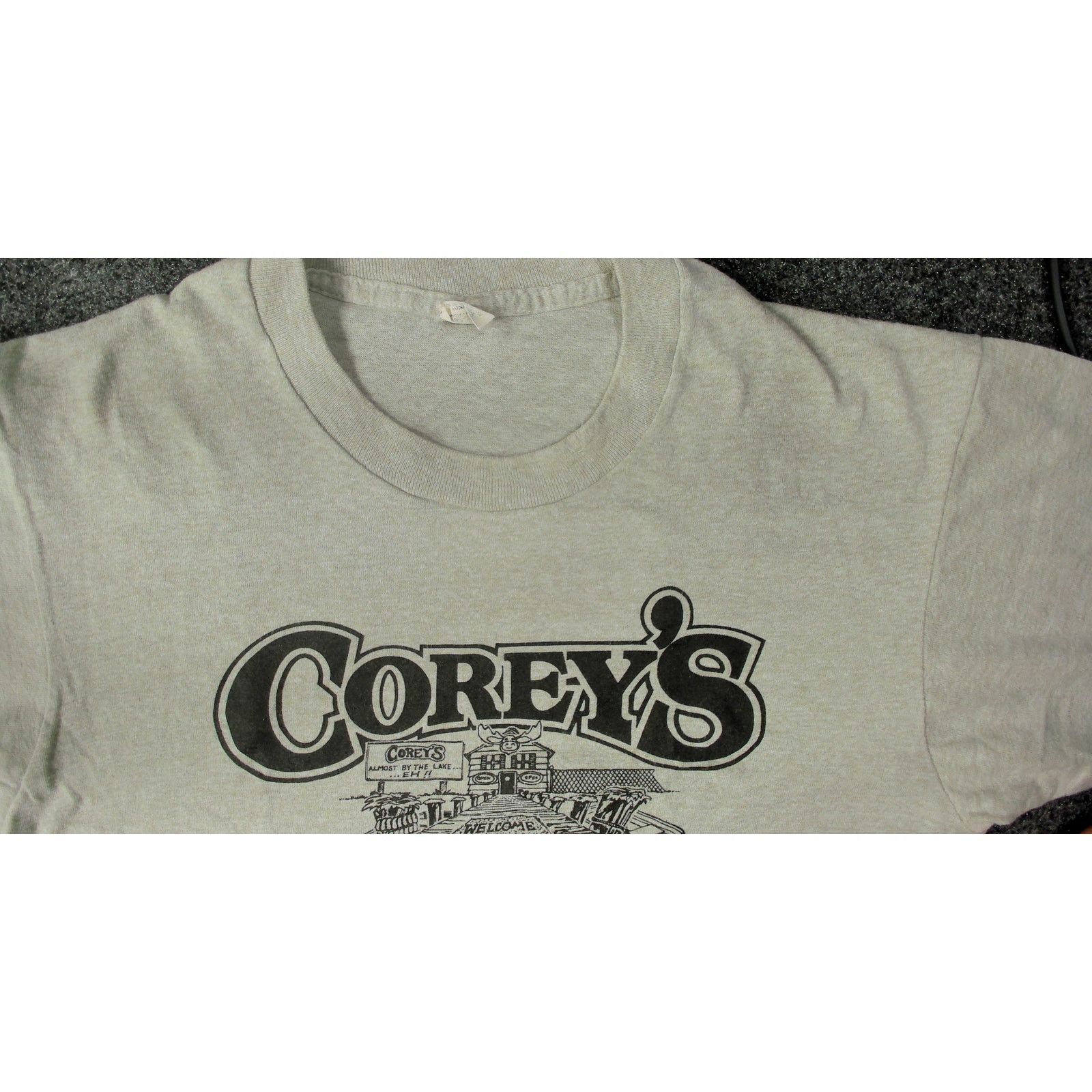 Vintage Vtg 80s Screen Stars Coreys Cudahy WI T-Shirt Mens Medium Size US M / EU 48-50 / 2 - 9 Thumbnail