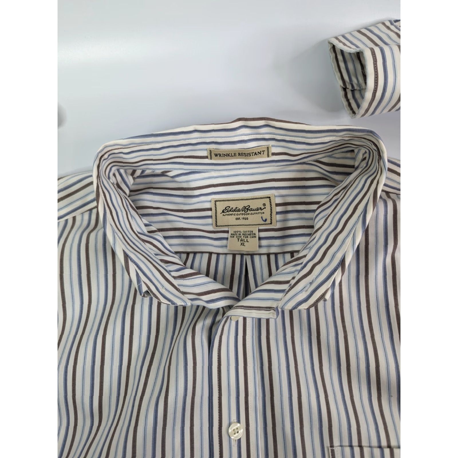 Eddie Bauer Eddie Bauer Shirt Men XL Tall Long Sleeve Button Down Striped Wrinkle Resist Beige Cotton Logo Pockets Size US XL / EU 56 / 4 - 7 Thumbnail