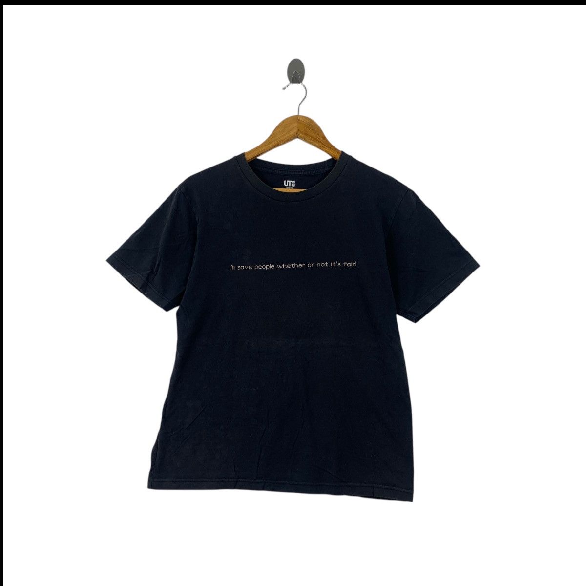 Uniqlo UNIQLO x JUJUTSU KAISEN Megumi Fushiguro Tee Shirt Top Size US M / EU 48-50 / 2 - 1 Thumbnail