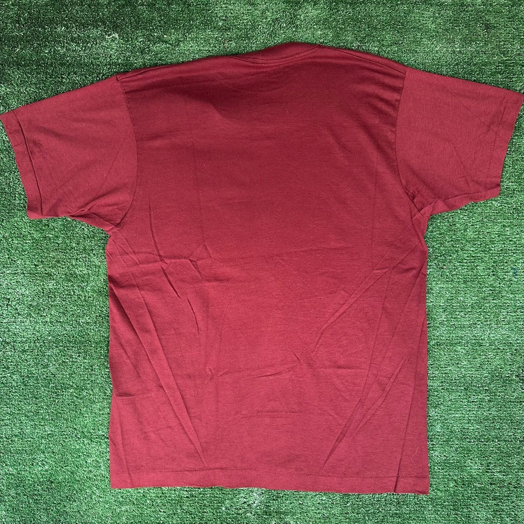 Vintage Vintage 80s OWU Ohio Wesleyan Owl T-Shirt Maroon Single Stit Size US M / EU 48-50 / 2 - 5 Thumbnail