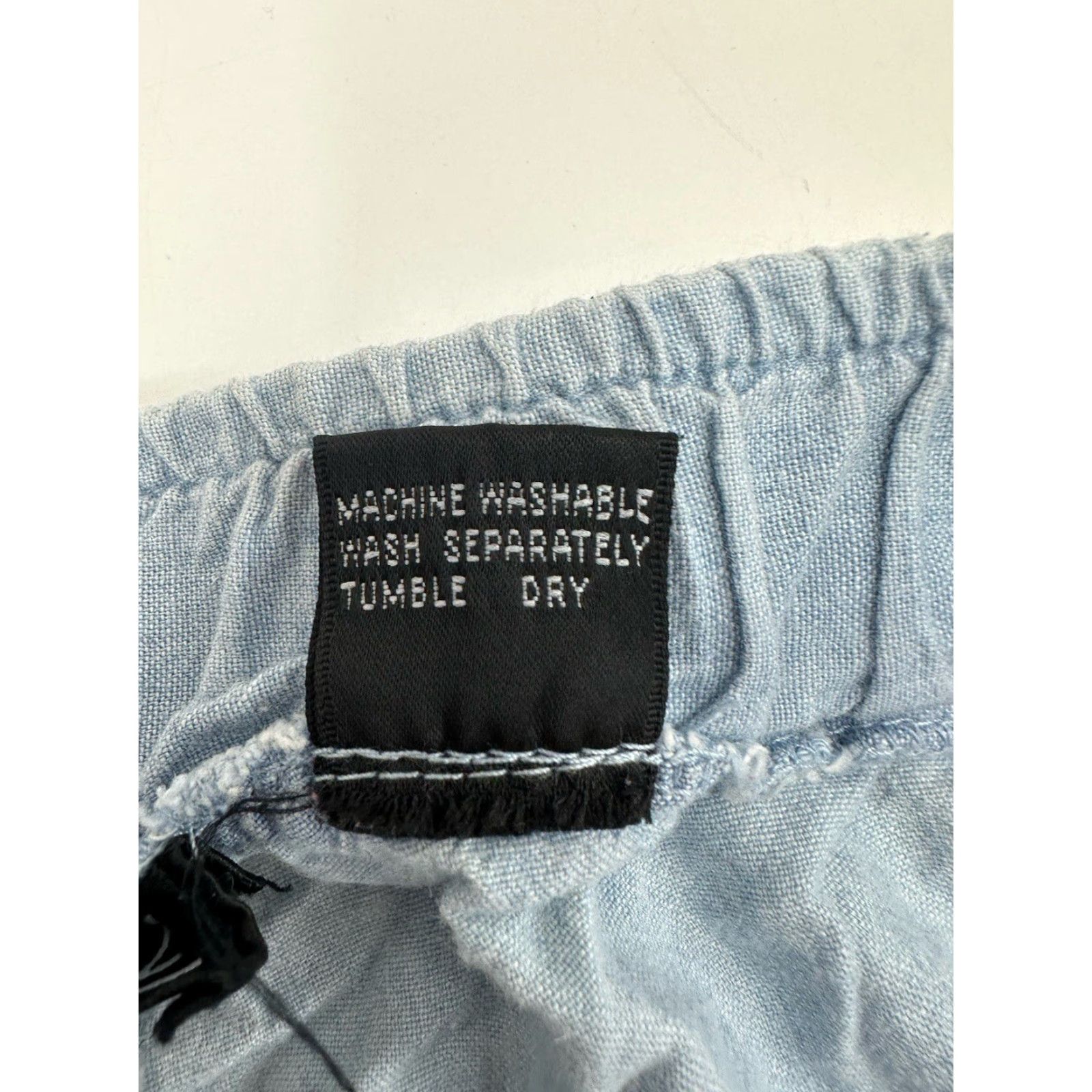 Vintage Mizz Lizz Womens Shorts Chambray Blue Floral High Waisted Vintage Shorts S Small Womens Size 28" / US 6 / IT 42 - 6 Thumbnail