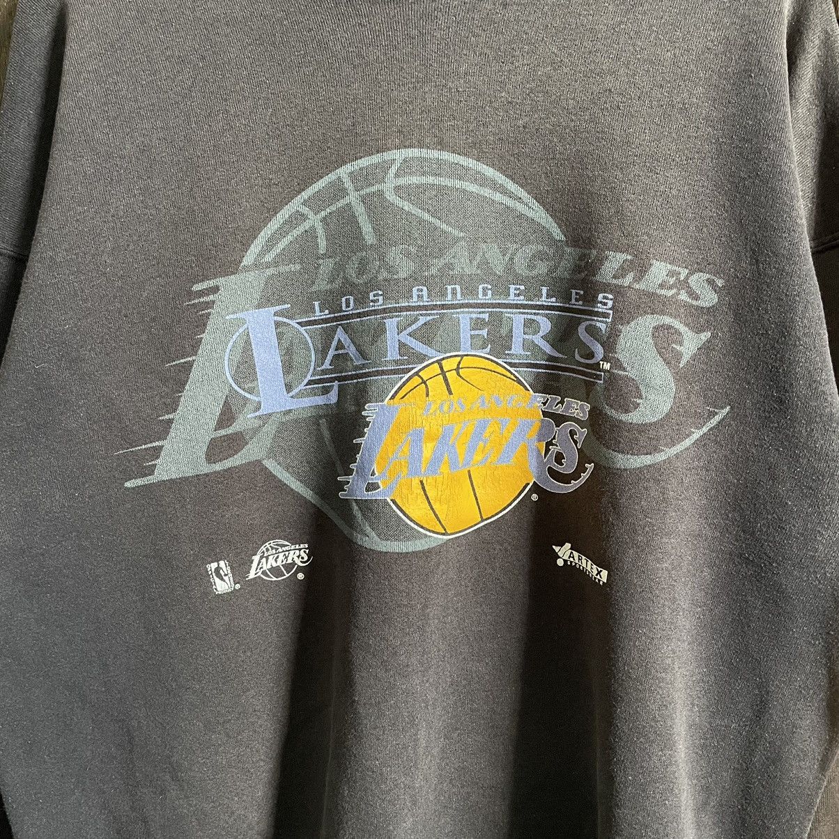 Hanes × NBA × Vintage Vintage Lakers Crewneck Sweatshirt Size US L / EU 52-54 / 3 - 2 Thumbnail