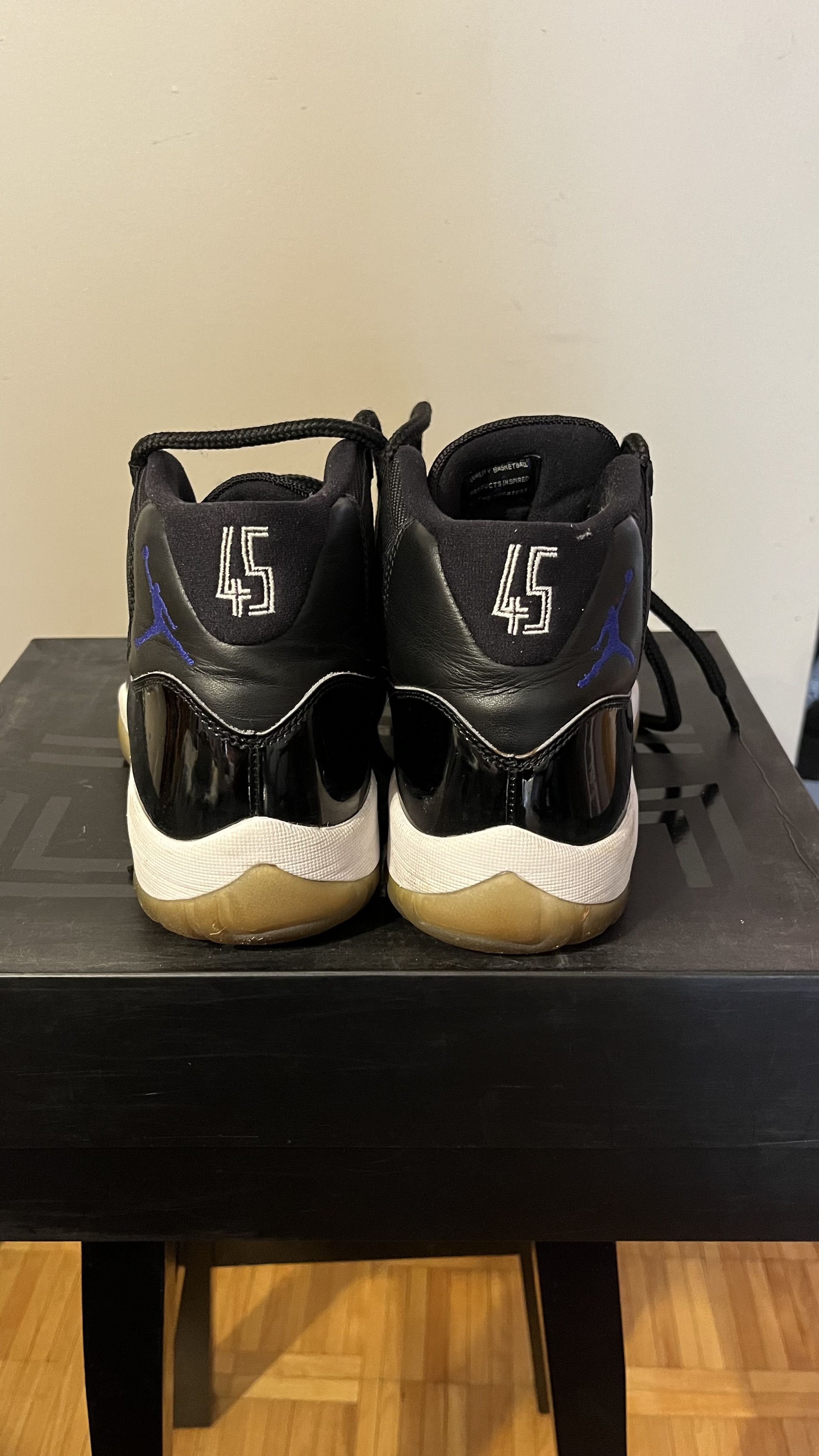 Jordan Brand Air Jordan 11s 2016 Space Jam Size US 9.5 / EU 42-43 - 2 Thumbnail