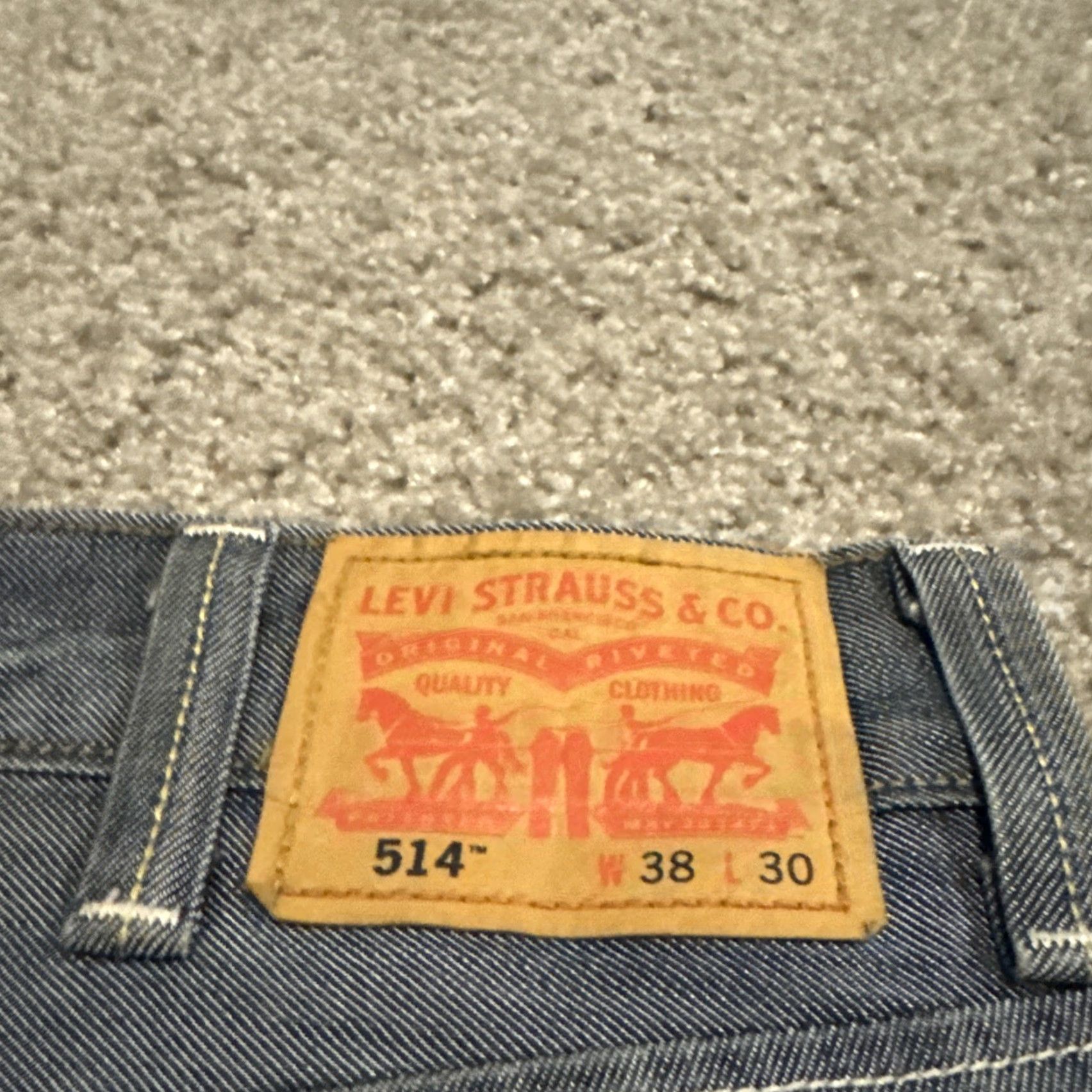 Levi's Levi’s 514 Light Wash Denim Jeans 38x30 Straight Leg Men Blue Pockets Regular Size 38 30 Inseam Size US 38 / EU 54 - 7 Thumbnail