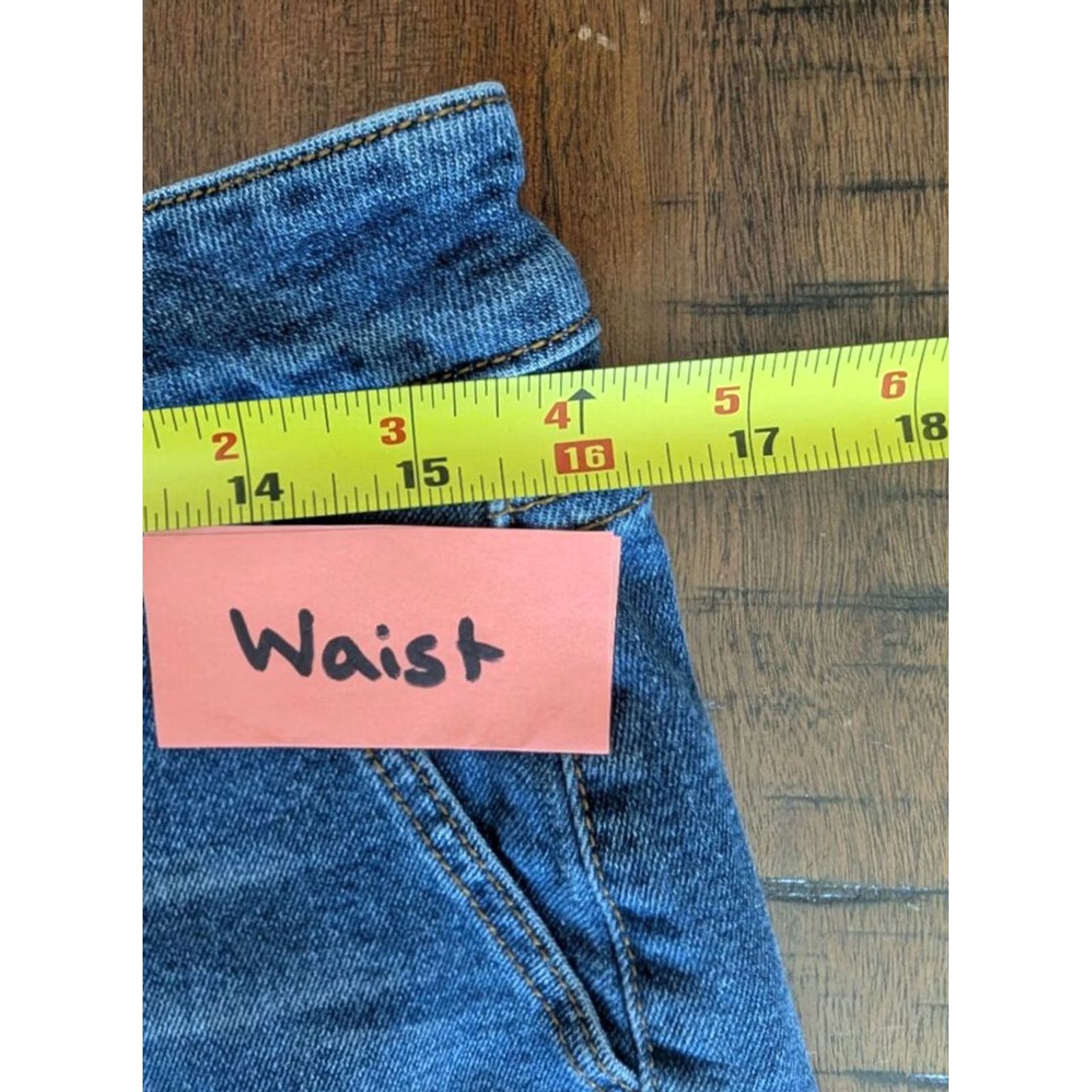 Vintage YMI Dream Denim High Rise Button Fly Raw Hem Shorts Size 13/31 Medium Wash EUC Womens Shorts Size 34" / US 12 / IT 48 - 6 Thumbnail
