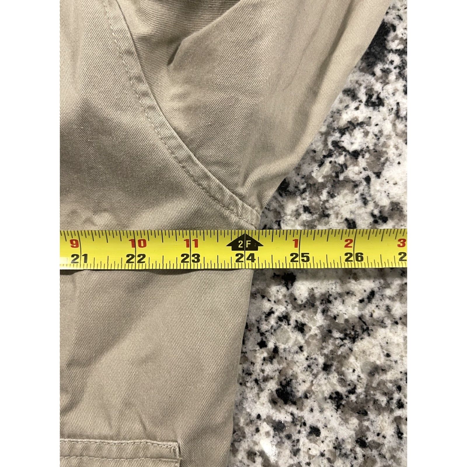 Tommy Hilfiger VINTAGE Tommy Hilfiger Small Flag Full Zip Bomber Jacket 90s 2000s Tan M Mens Jacket Full Zip Hip Hop 90s Tommy Hilfiger Bomber Jacket Tan M Mens Size US M / EU 48-50 / 2 - 5 Thumbnail