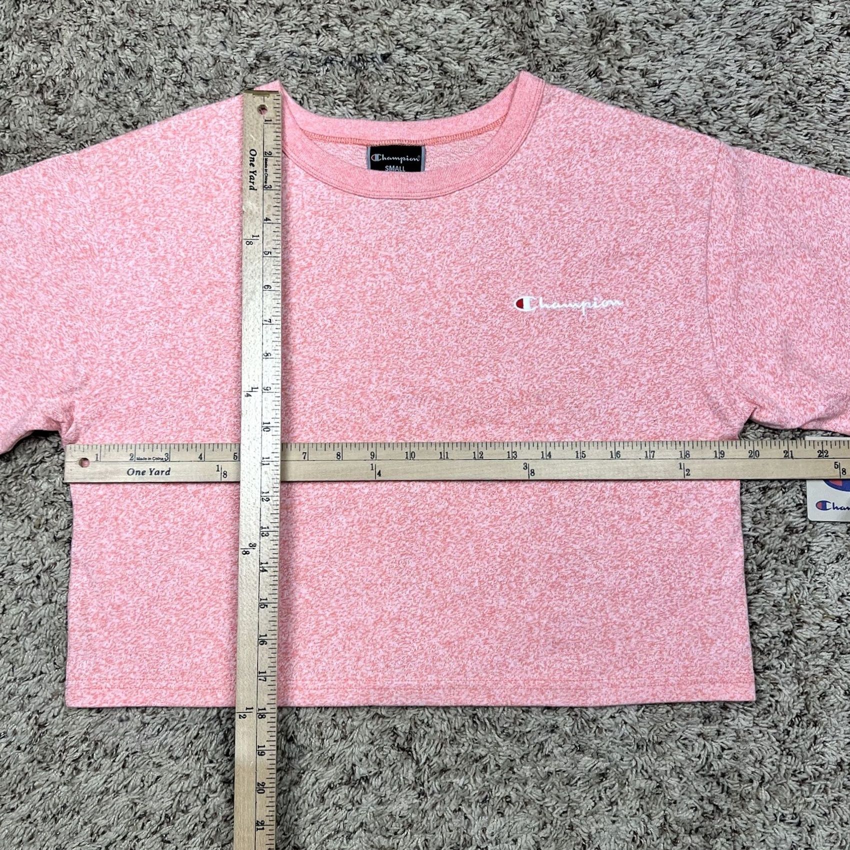 Champion Champion Cropped T-Shirt Womens Small Embroidered Logo Pink White Shirt VINTAGE No Size S / US 4 / IT 40 - 5 Thumbnail
