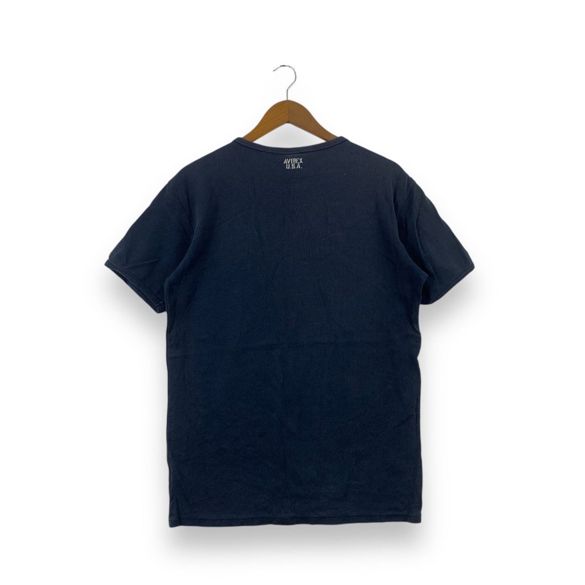 Avirex Vintage AVIREX USA AMERICAN Classics Waffle Plain Tee Shirt Size US XL / EU 56 / 4 - 3 Thumbnail