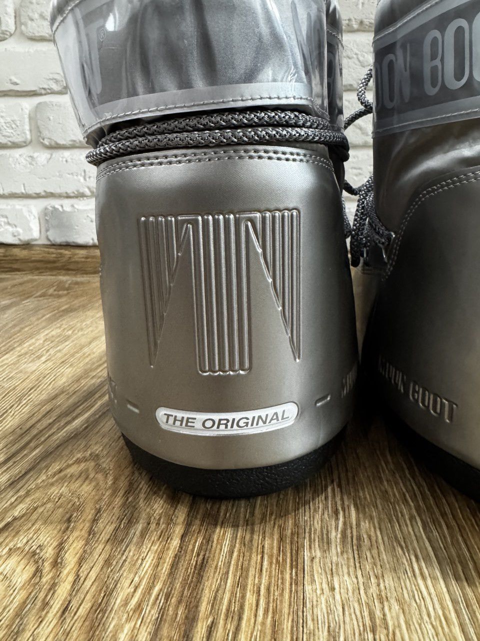 Moon Boot Moon Boot boots winter glance low unisex streetstyle Size US 10 / EU 43 - 5 Thumbnail