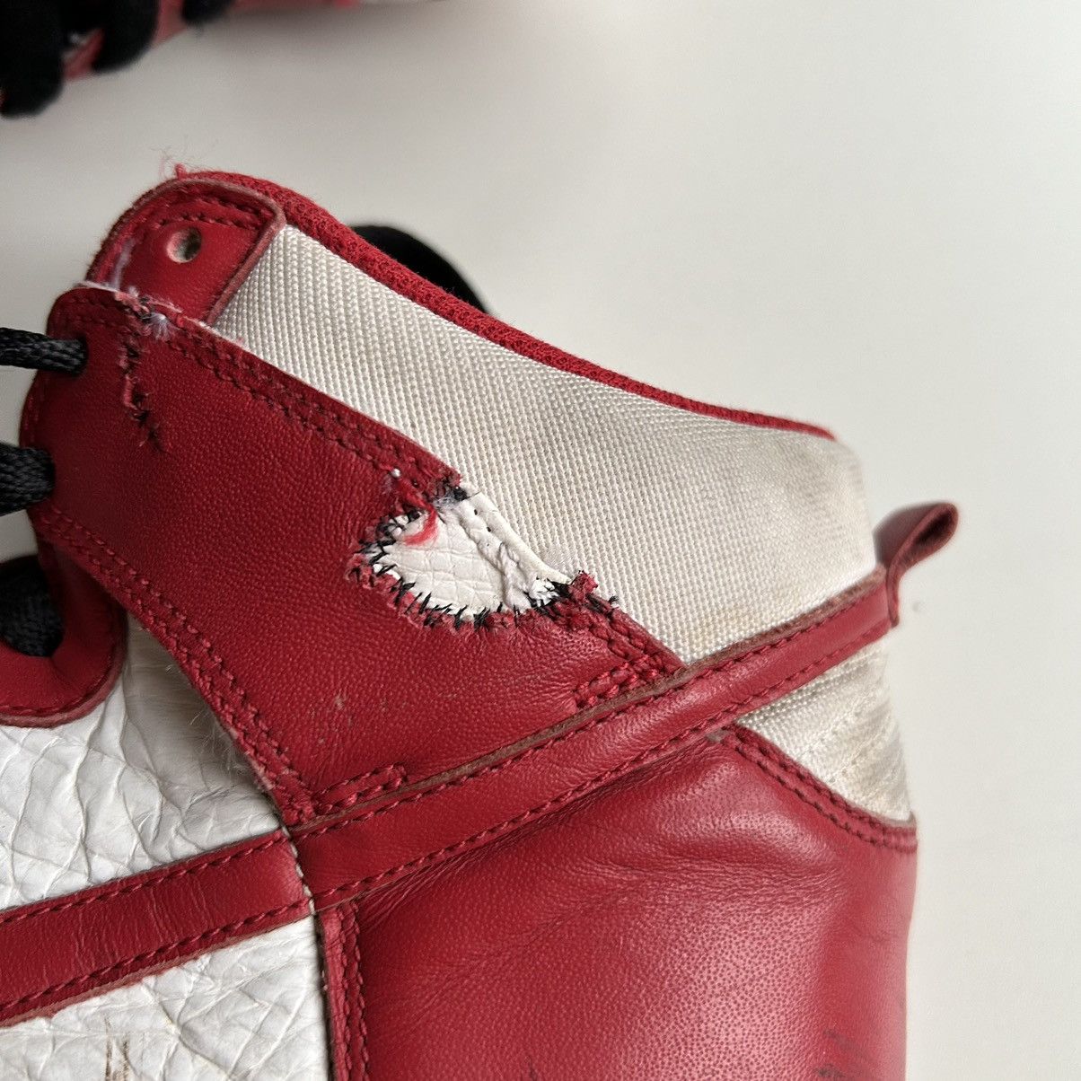 Nike Vintage 2000s Nike Dunk St John Hi Top Size 9 Red/White Rare Size US 9 / EU 42 - 6 Thumbnail