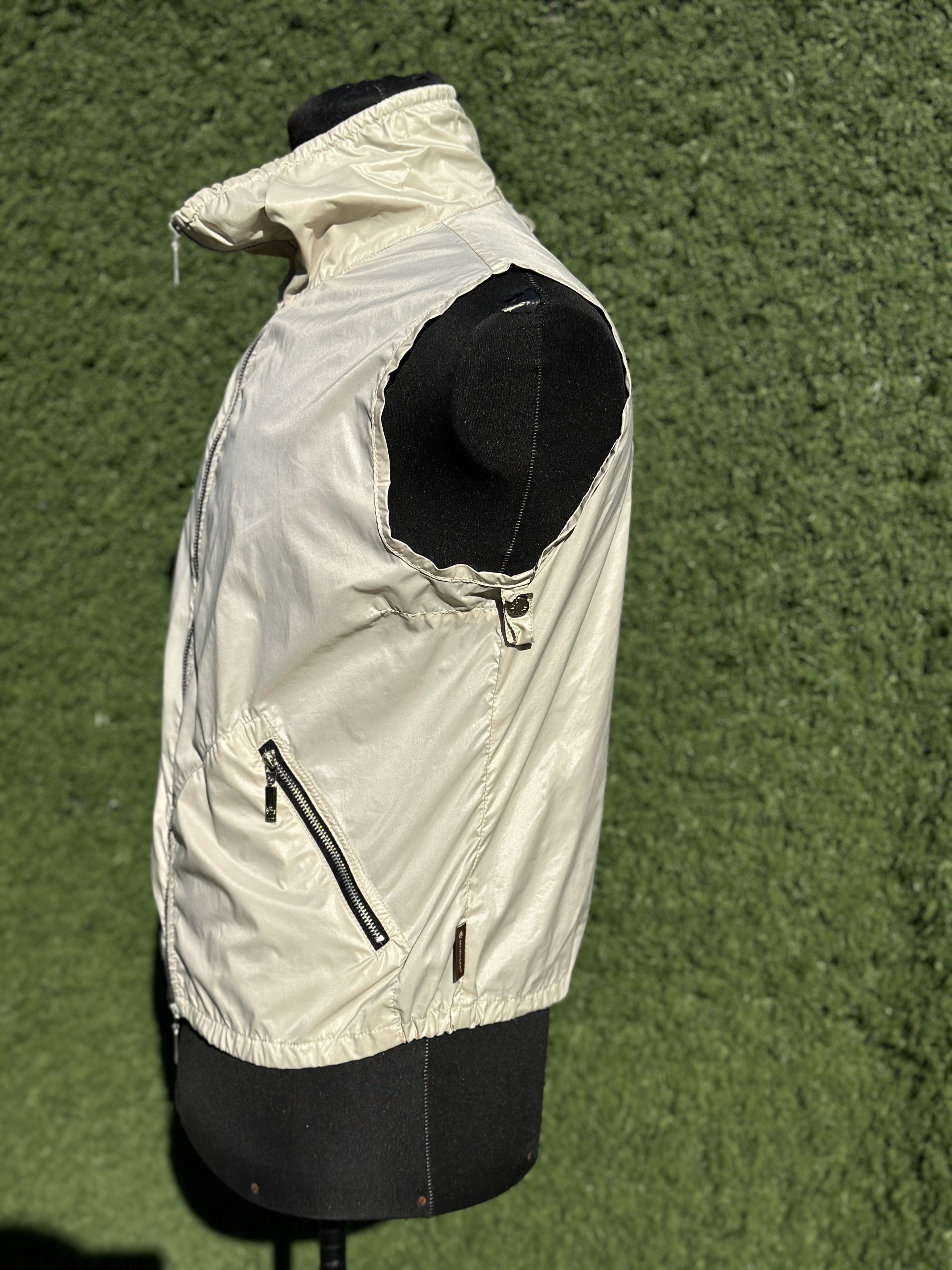Moncler Moncler Lightweight Nylon Vest Beige Technical Gilet Size 4 Size S / US 4 / IT 40 - 8 Thumbnail